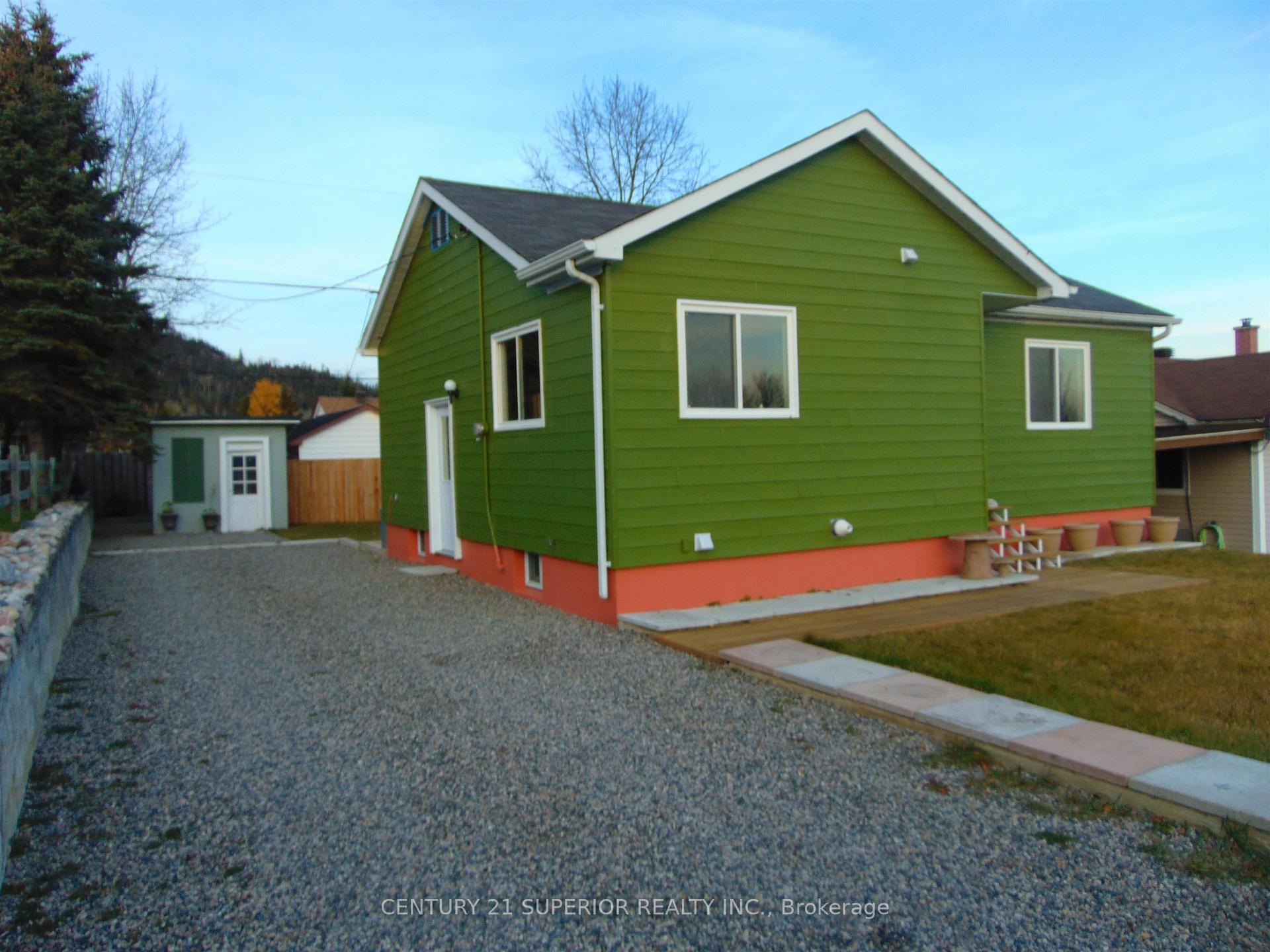 Photo 3 of 5 Falcon Drive, Manitouwadge — HOMEH