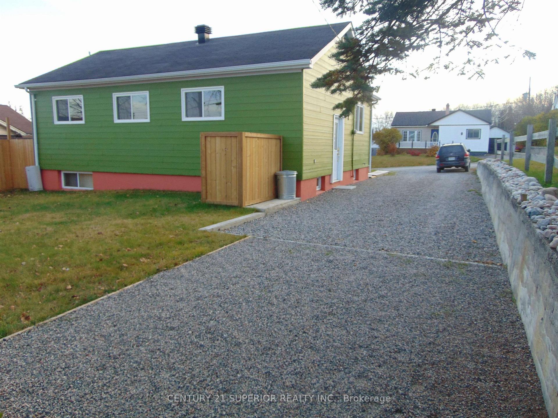 Photo 4 of 5 Falcon Drive, Manitouwadge — HOMEH