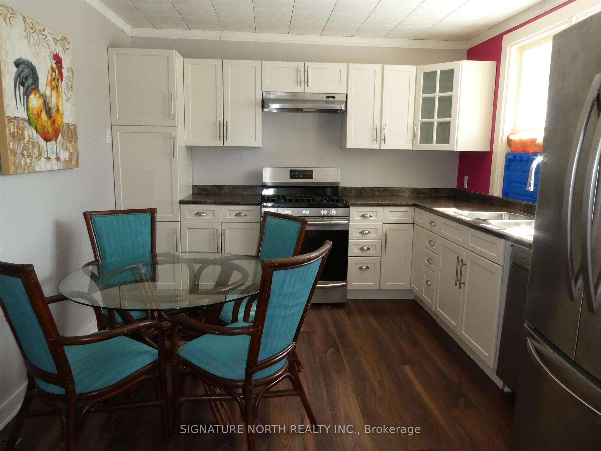 Photo 3 of 102 Cedar Crescent, Greenstone — HOMEH