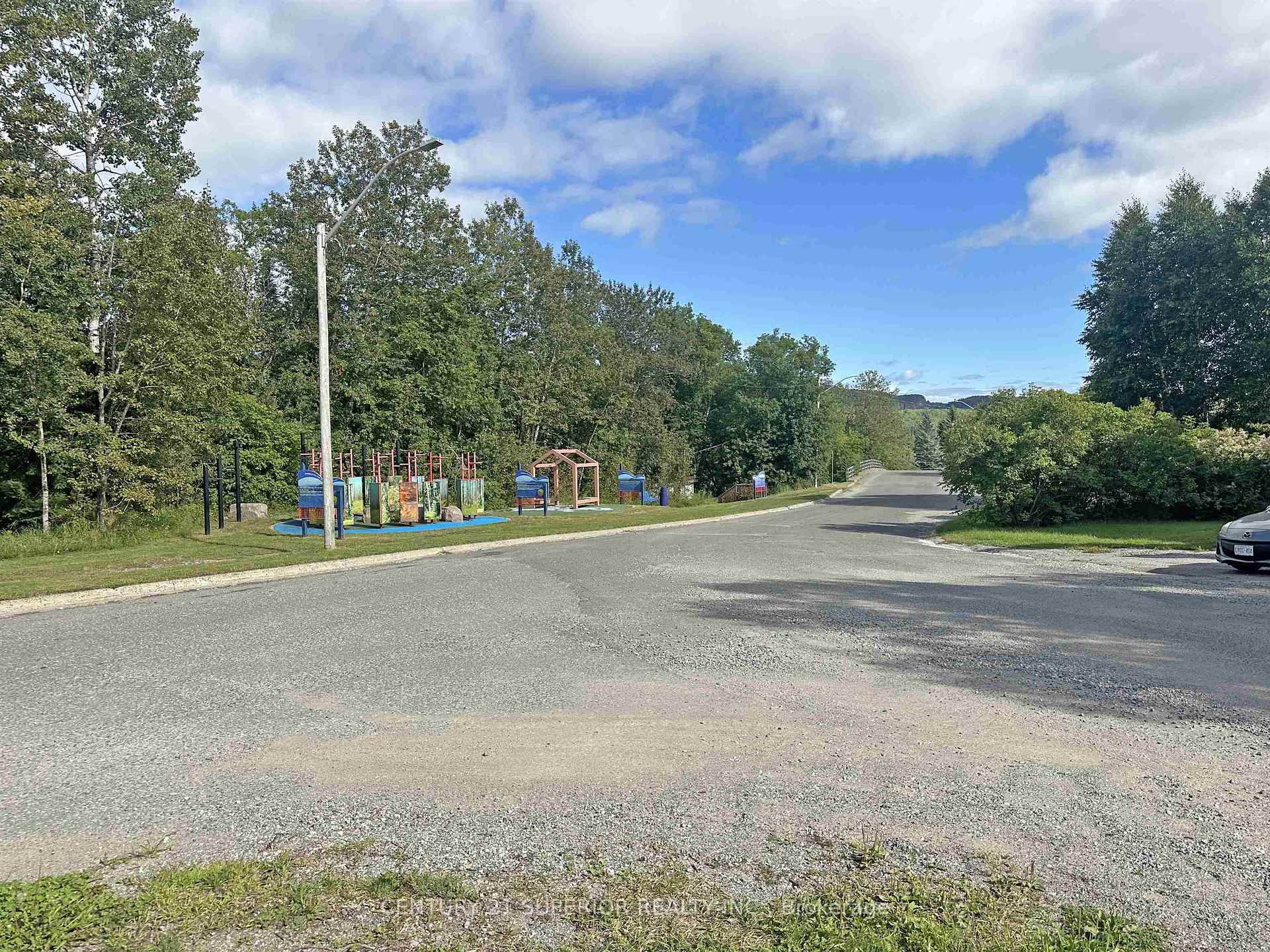 Photo 50 of 4 Riverview Street, Nipigon — HOMEH