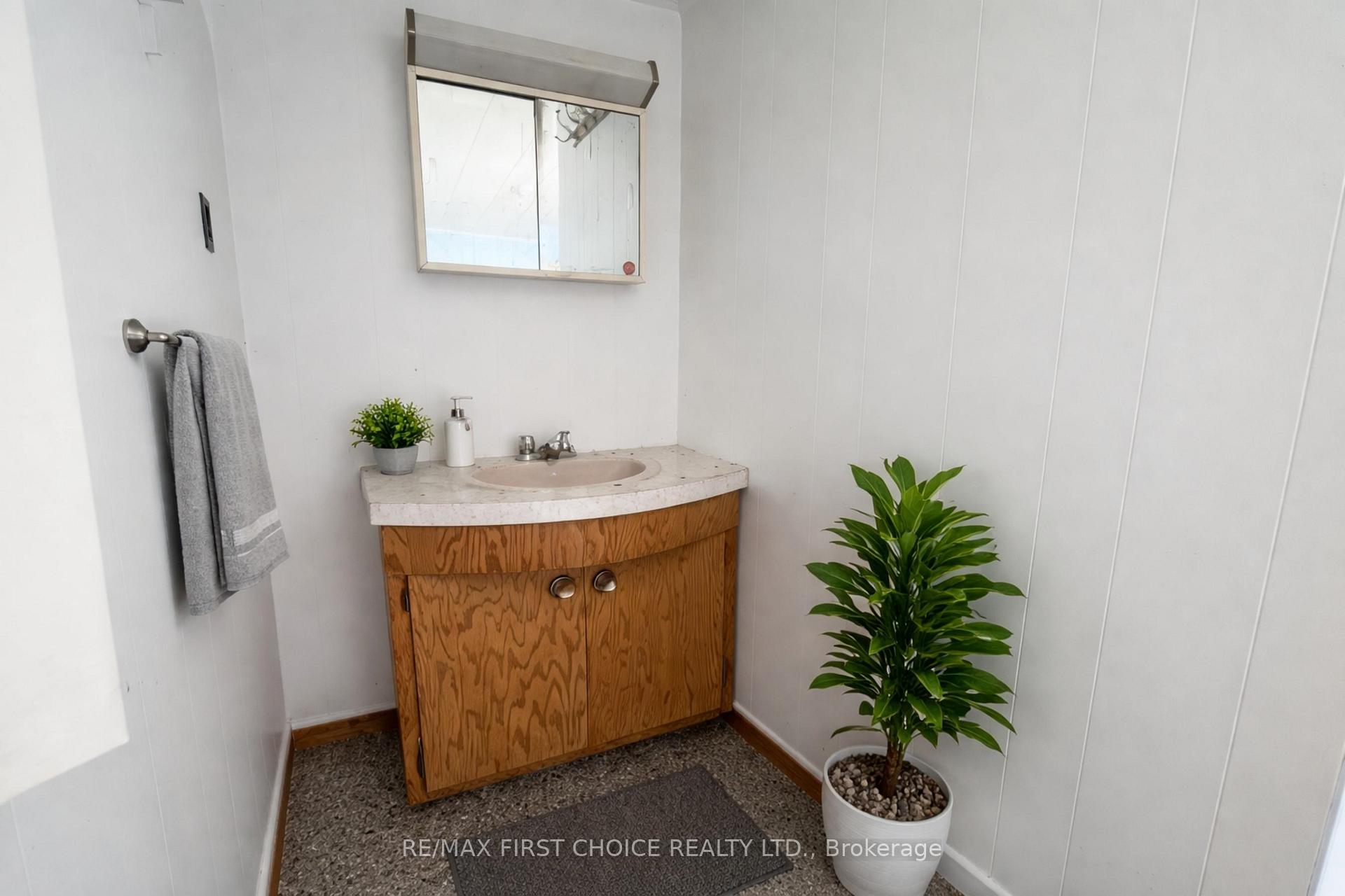 Photo 18 of 194 River Road, Dawson — HOMEH