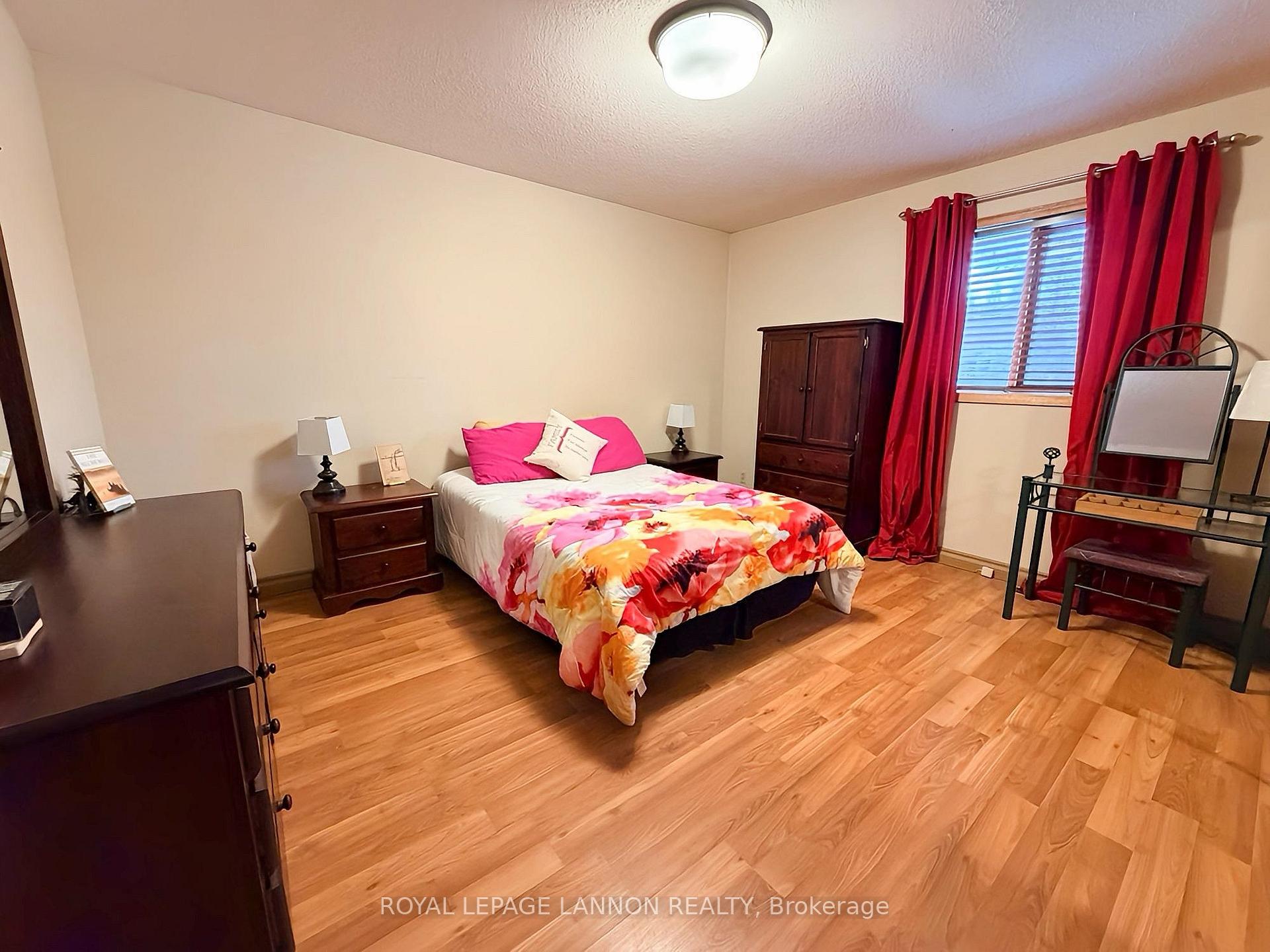 Photo 18 of 711 First Street W, Greenstone — HOMEH