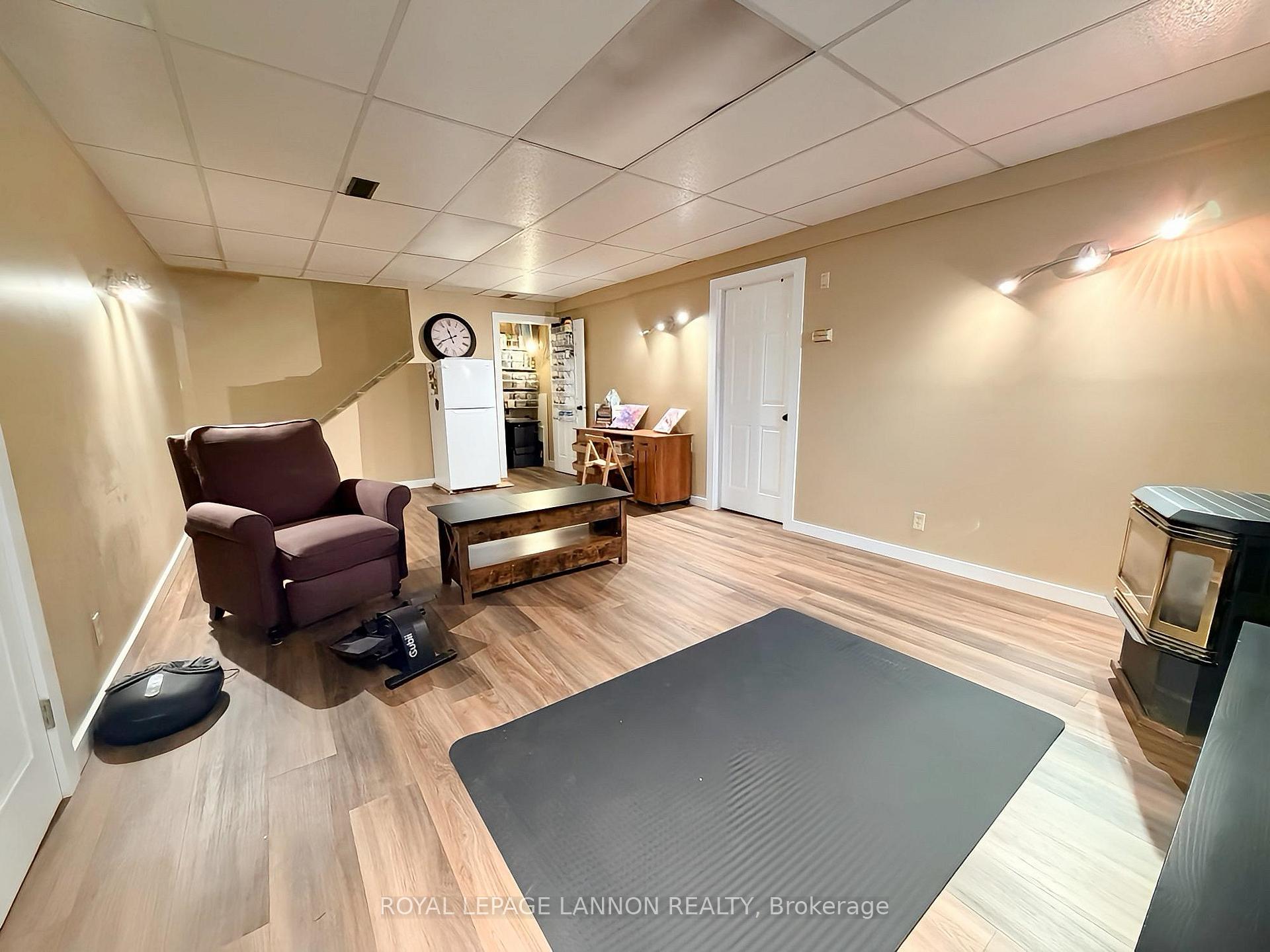 Photo 23 of 711 First Street W, Greenstone — HOMEH
