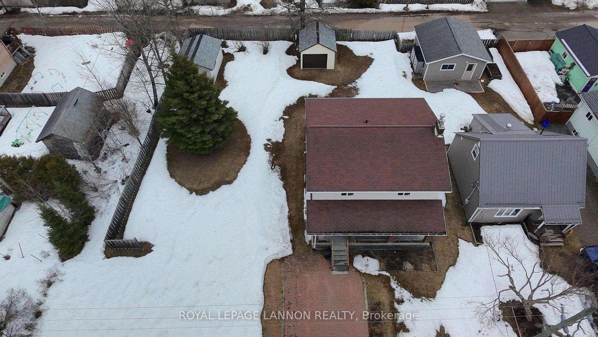 Photo 26 of 711 First Street W, Greenstone — HOMEH