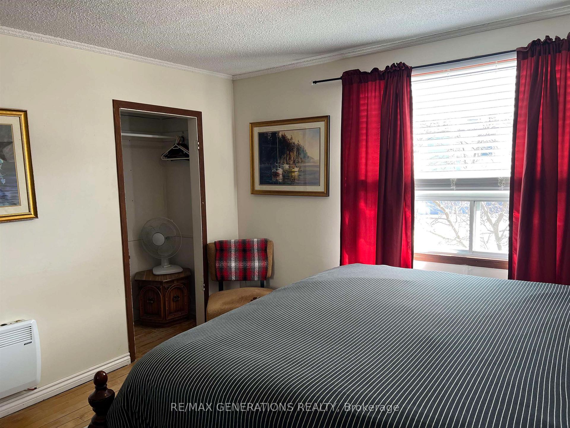Photo 7 of 30 McCullough Street, Marathon — HOMEH