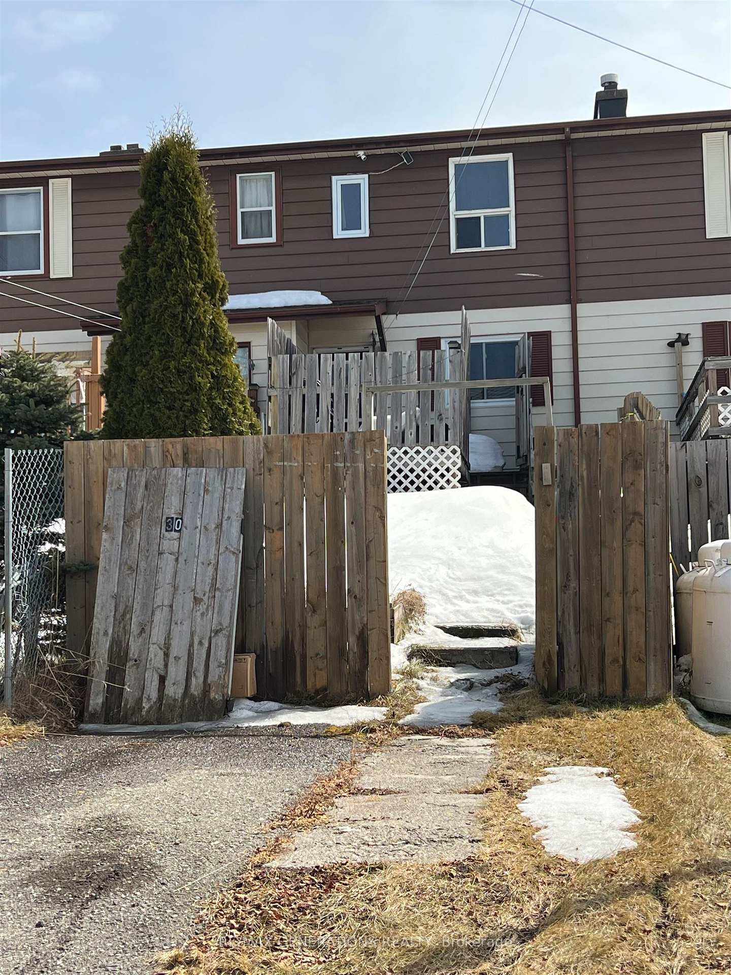 Photo 18 of 30 McCullough Street, Marathon — HOMEH