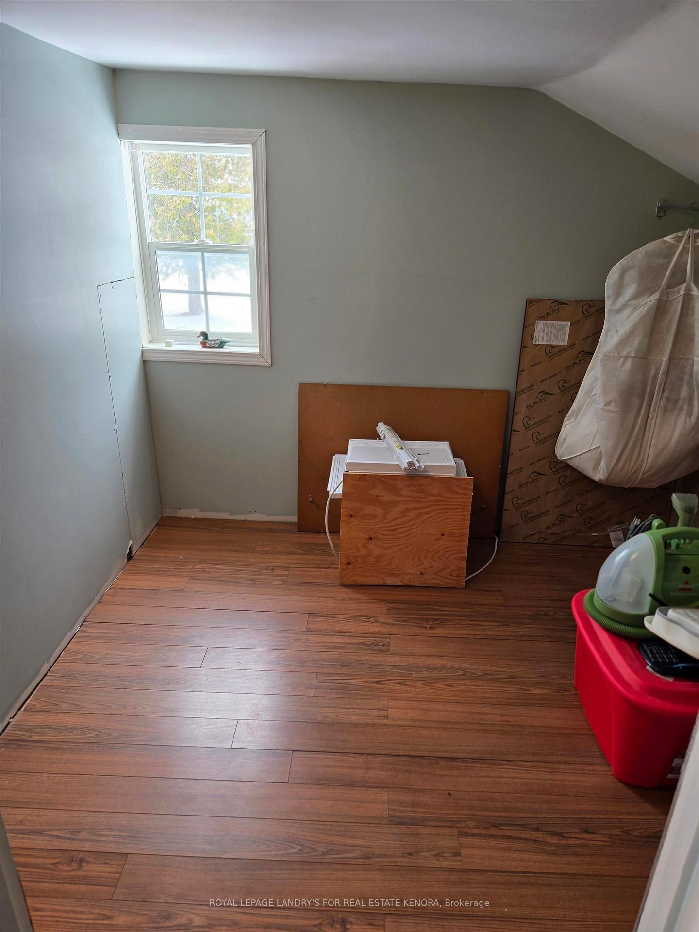 Photo 18 of 1 Gerald Street, Kenora, Evergreen — HOMEH