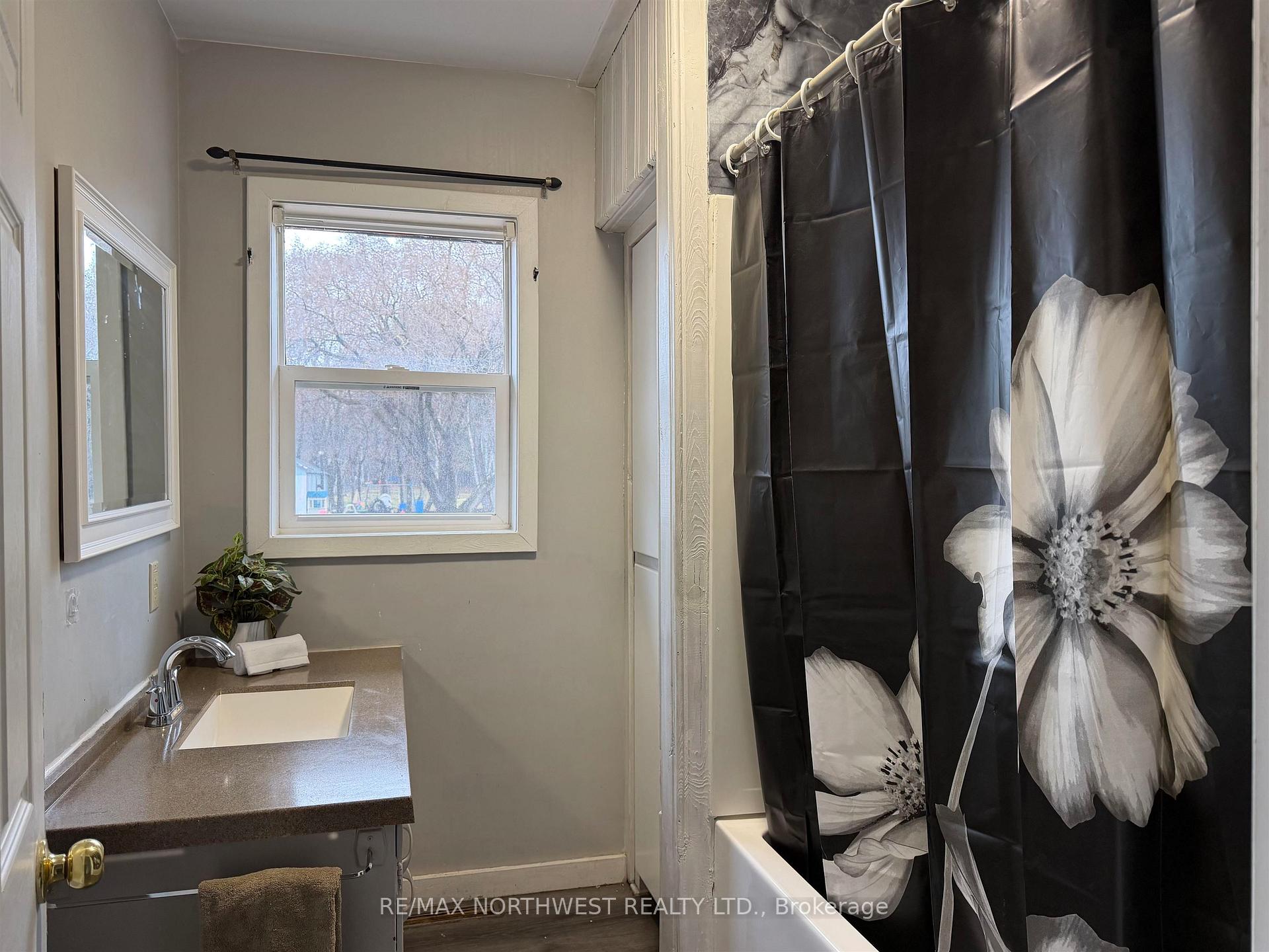 Photo 12 of 1653 Sunset Drive, Fort Frances — HOMEH