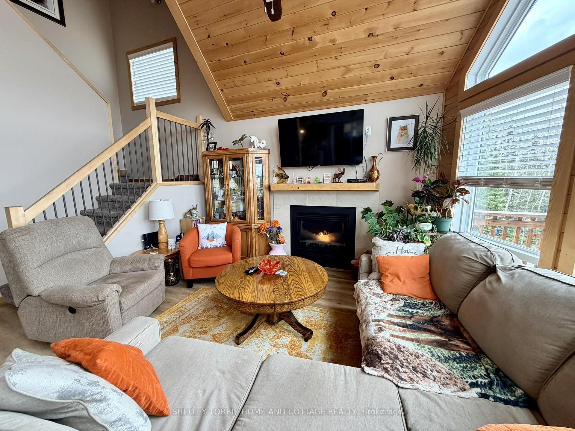 Photo 11 of 1st St & 4th Avenue, Kenora Remote Area, Redditt — HOMEH