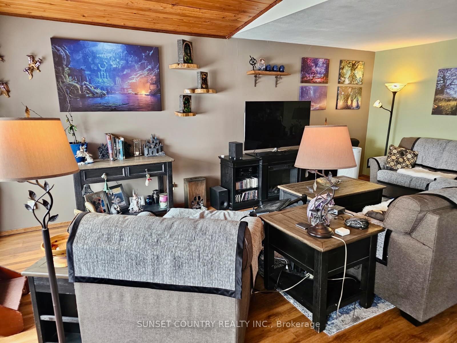 Photo 6 of 314 Bonny Bay Road, Dryden, Thunder Lake — HOMEH