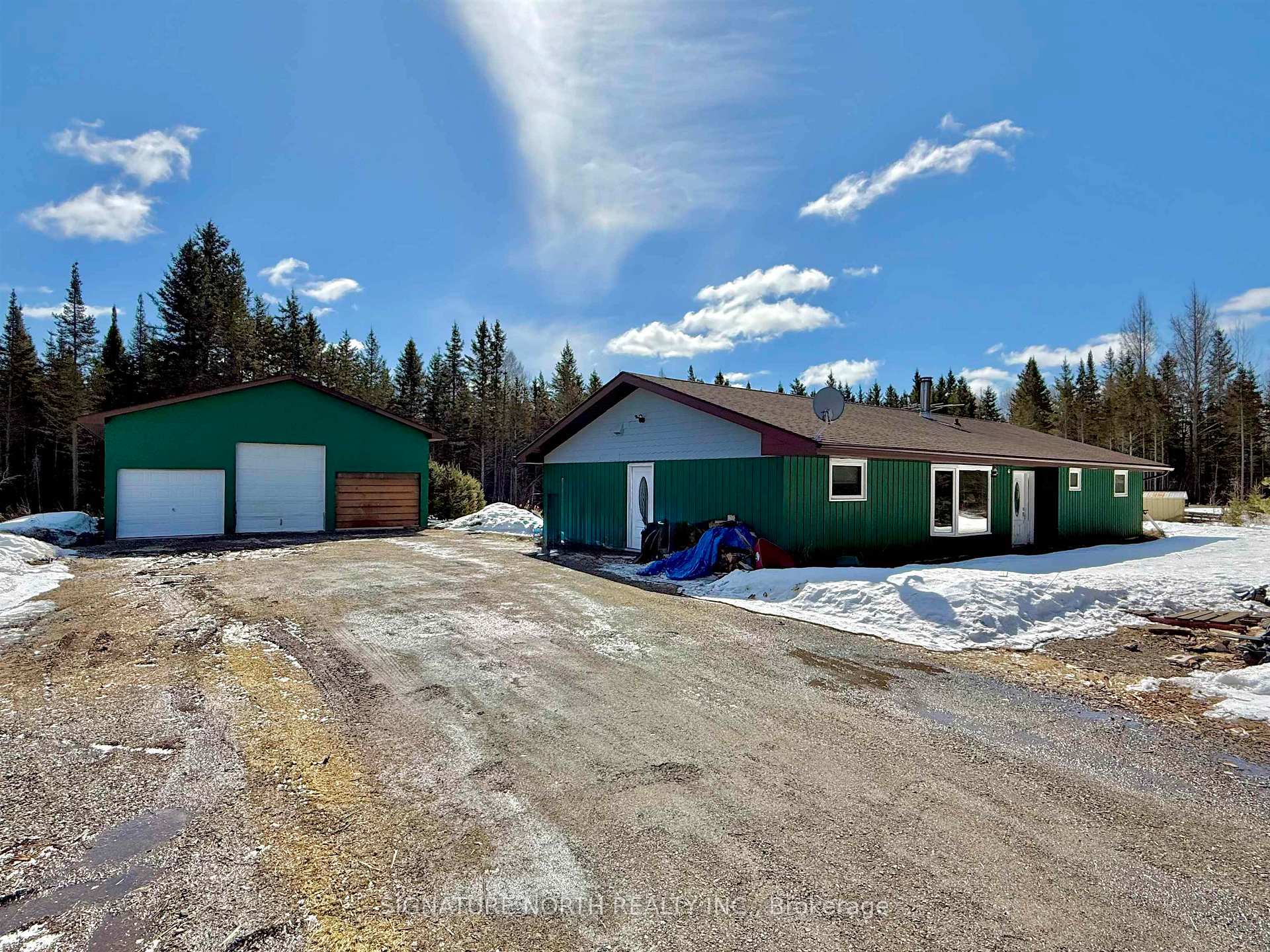Photo 1 of 982 Hwy 608, Neebing, Scoble — HOMEH
