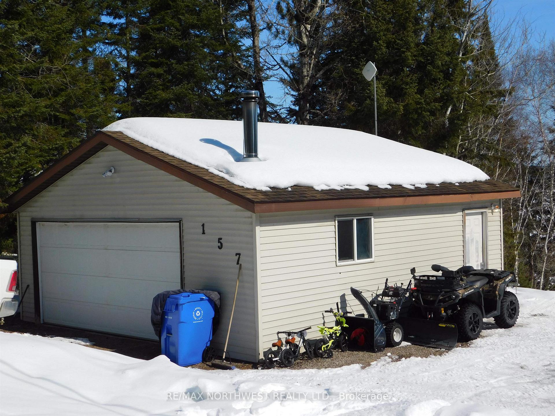 Photo 6 of 157 Harris Crescent, Dryden, Thunder Lake — HOMEH