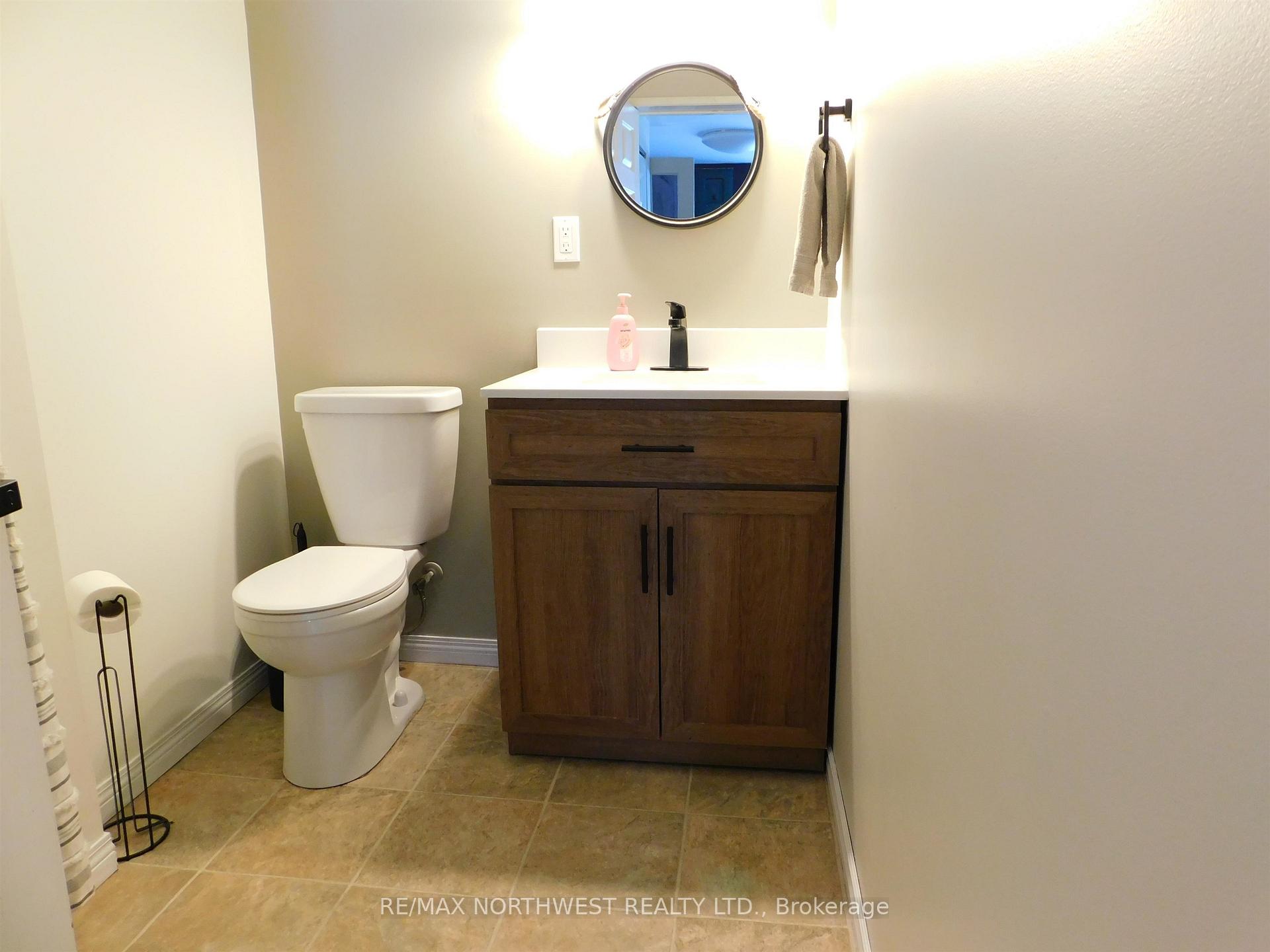Photo 10 of 157 Harris Crescent, Dryden, Thunder Lake — HOMEH