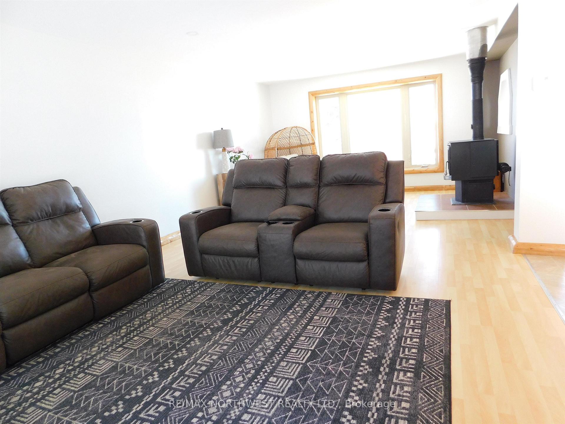 Photo 16 of 157 Harris Crescent, Dryden, Thunder Lake — HOMEH