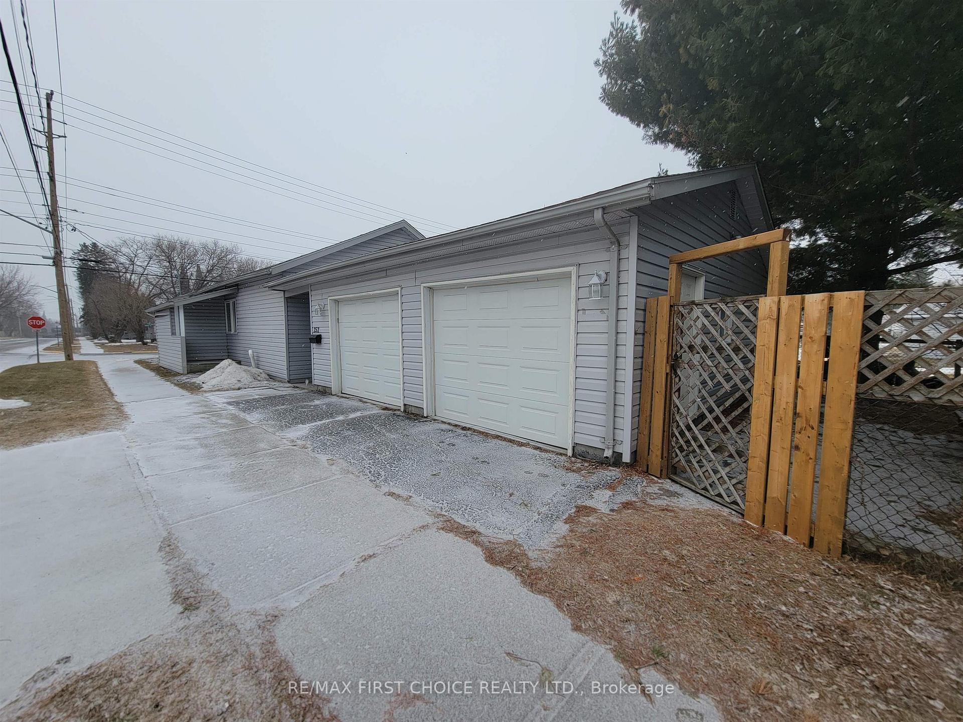 Photo 11 of 252 Sixth Street E, Fort Frances — HOMEH
