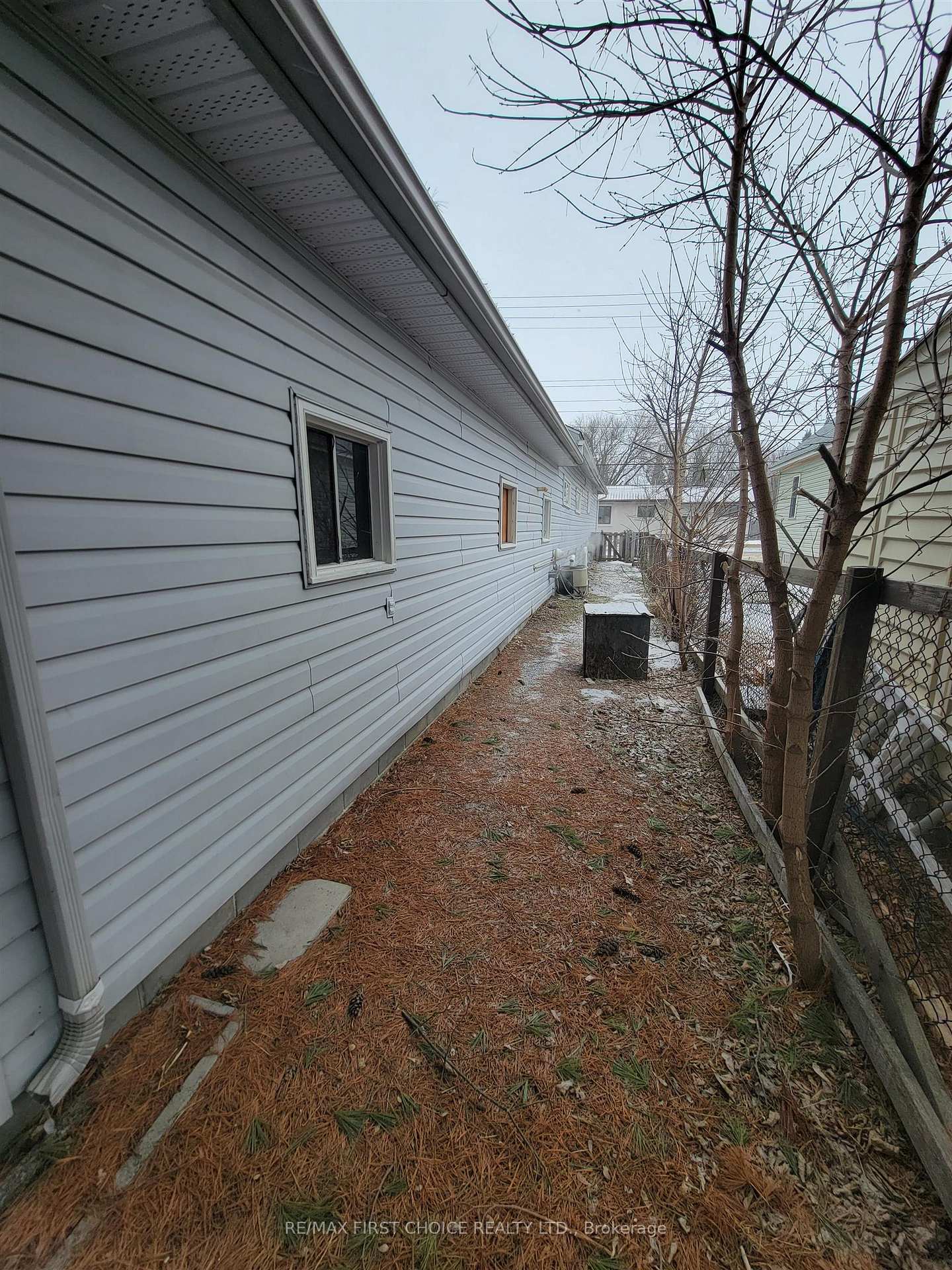 Photo 16 of 252 Sixth Street E, Fort Frances — HOMEH