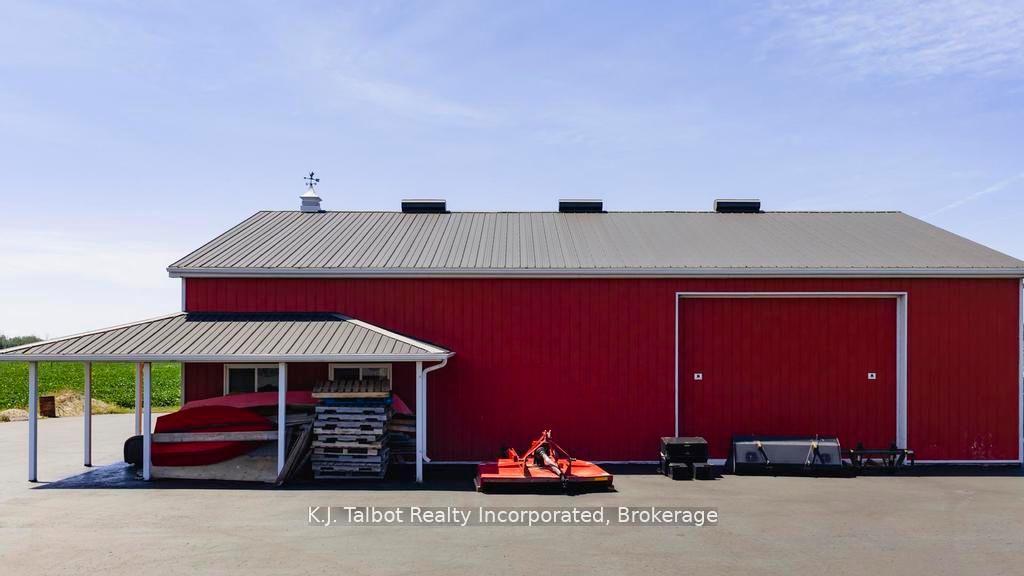 Photo 7 of 79823 Bluewater Highway, Central Huron, Goderich — HOMEH