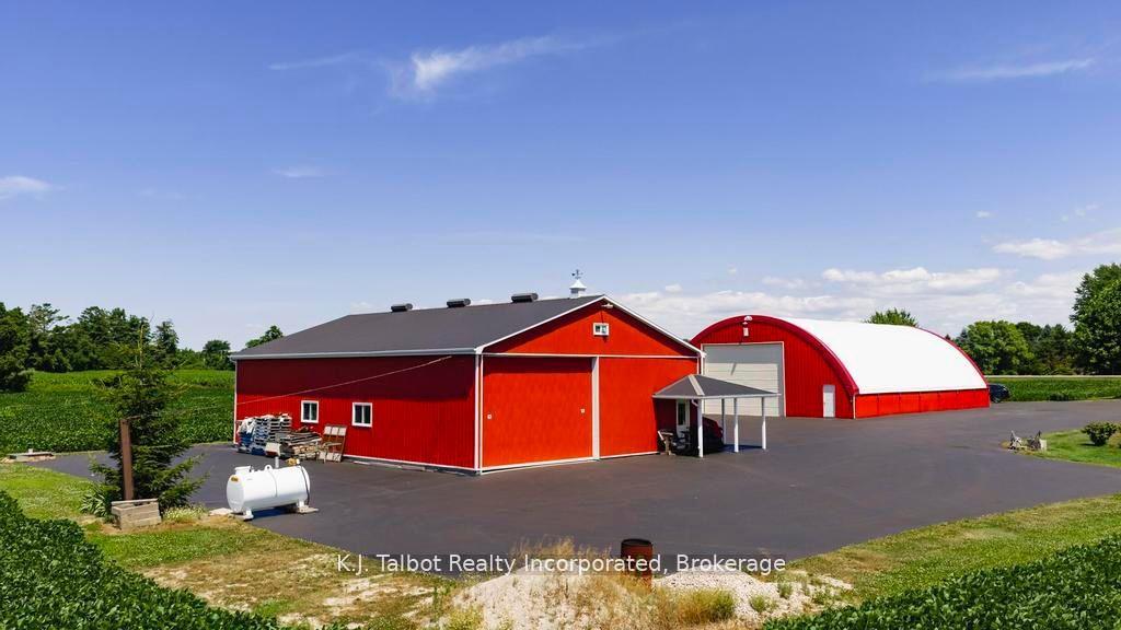 Photo 9 of 79823 Bluewater Highway, Central Huron, Goderich — HOMEH