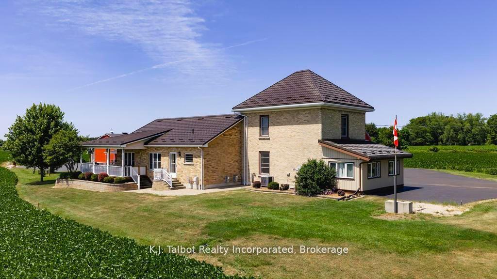 Photo 14 of 79823 Bluewater Highway, Central Huron, Goderich — HOMEH