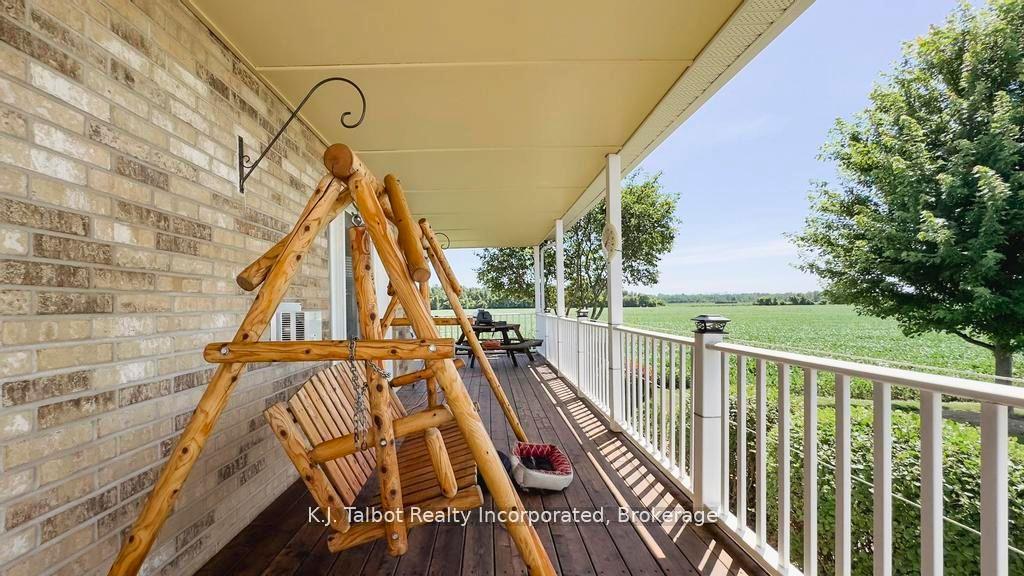Photo 15 of 79823 Bluewater Highway, Central Huron, Goderich — HOMEH