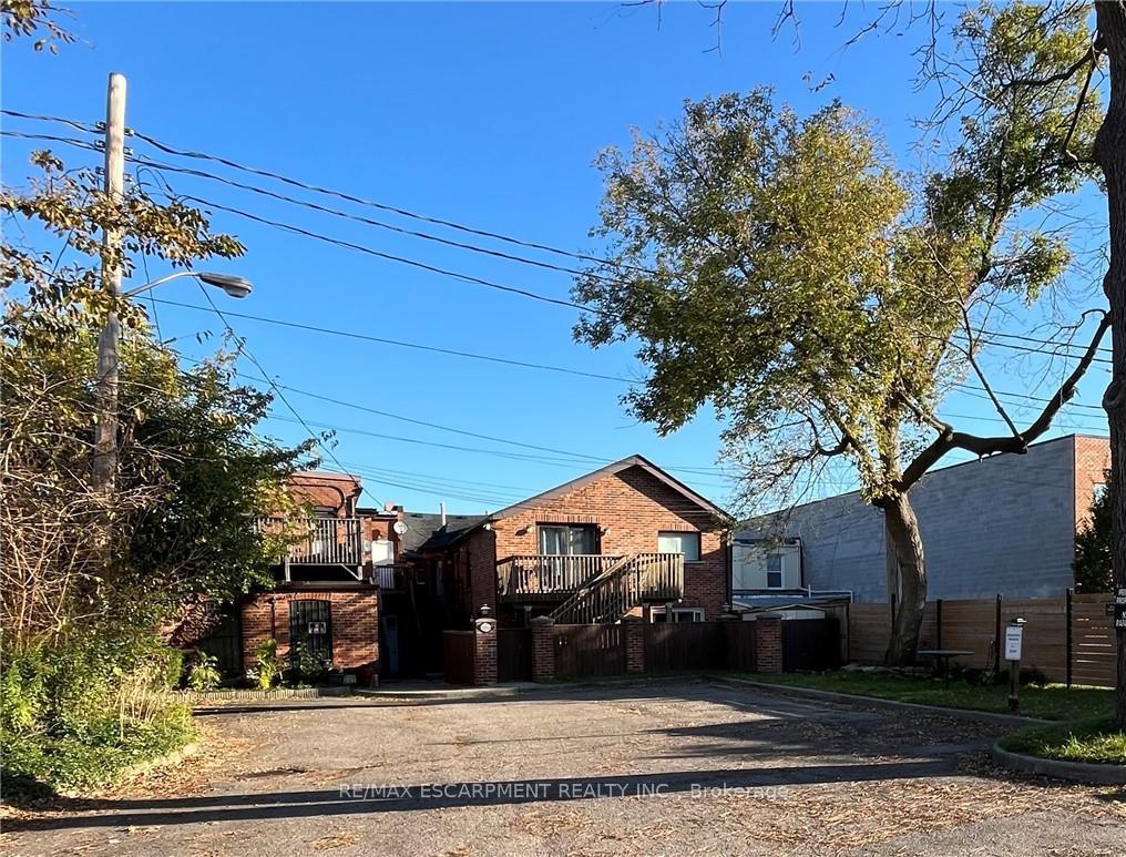 Photo 13 of Unit B, 56 King Street, Hamilton, Dundas — HOMEH