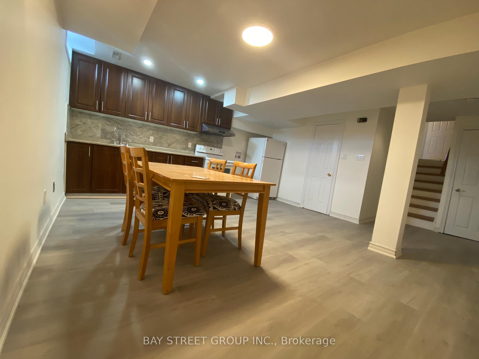 Photo 2 of 8 Kerwood (Lower) Place, Brampton, Heart Lake East — HOMEH