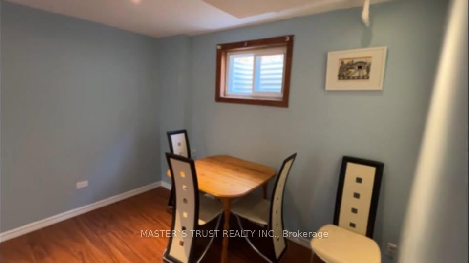 Photo 3 of 2385 culver Way, Mississauga, Erindale — HOMEH