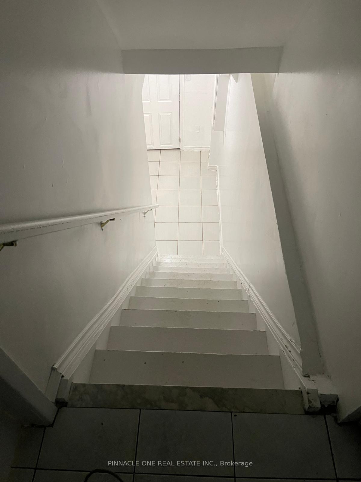 Photo 2 of Unit Basement, 27 Greenleaf Terrace, Scarborough, Malvern — HOMEH