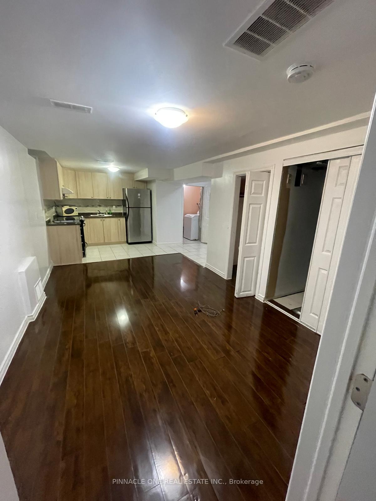 Photo 9 of Unit Basement, 27 Greenleaf Terrace, Scarborough, Malvern — HOMEH
