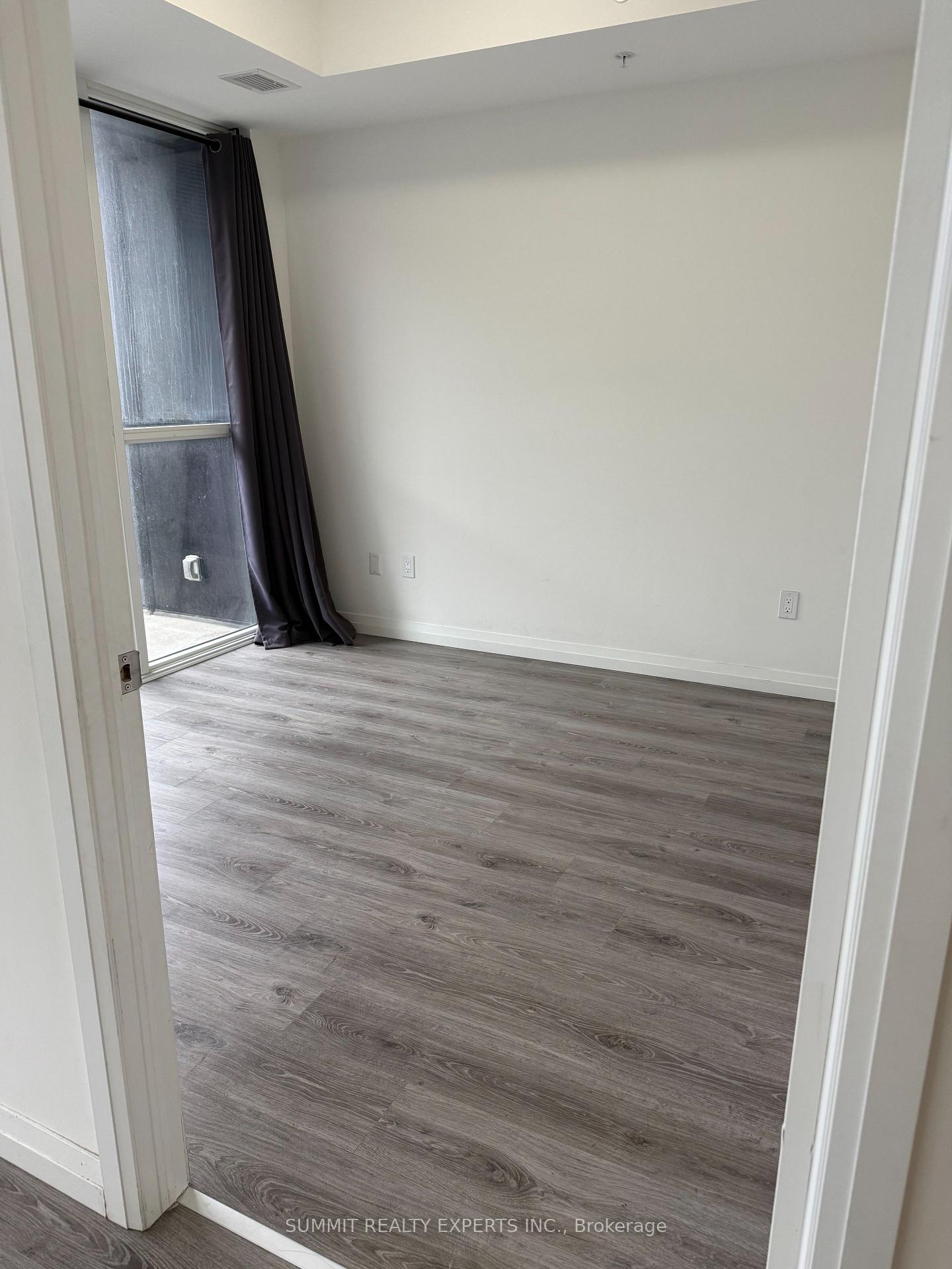 Photo 5 of Unit 704, 108 Garment Street, Kitchener — HOMEH