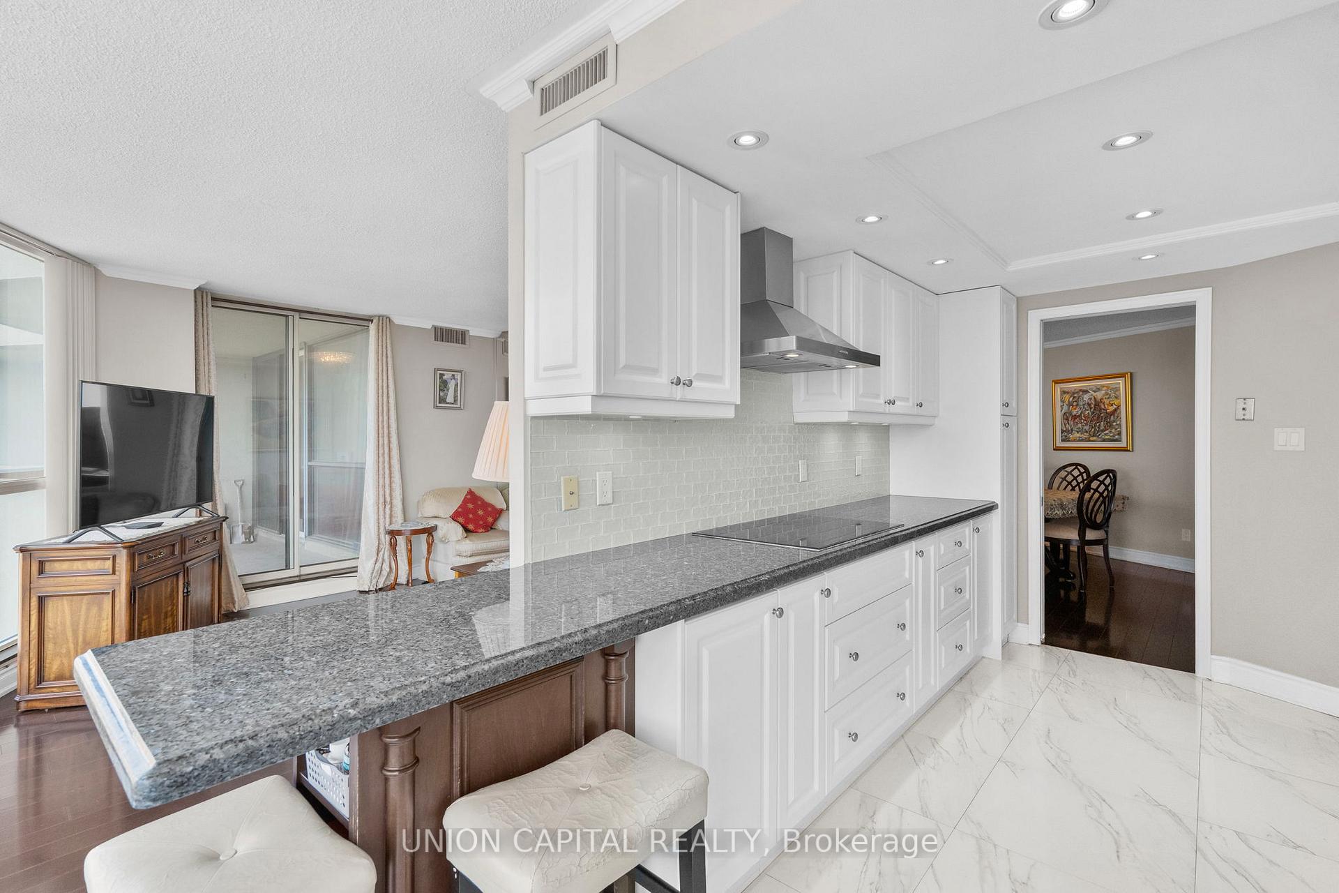 Photo 18 of Unit 2405, 85 Skymark Drive, North York, Hillcrest Village — HOMEH