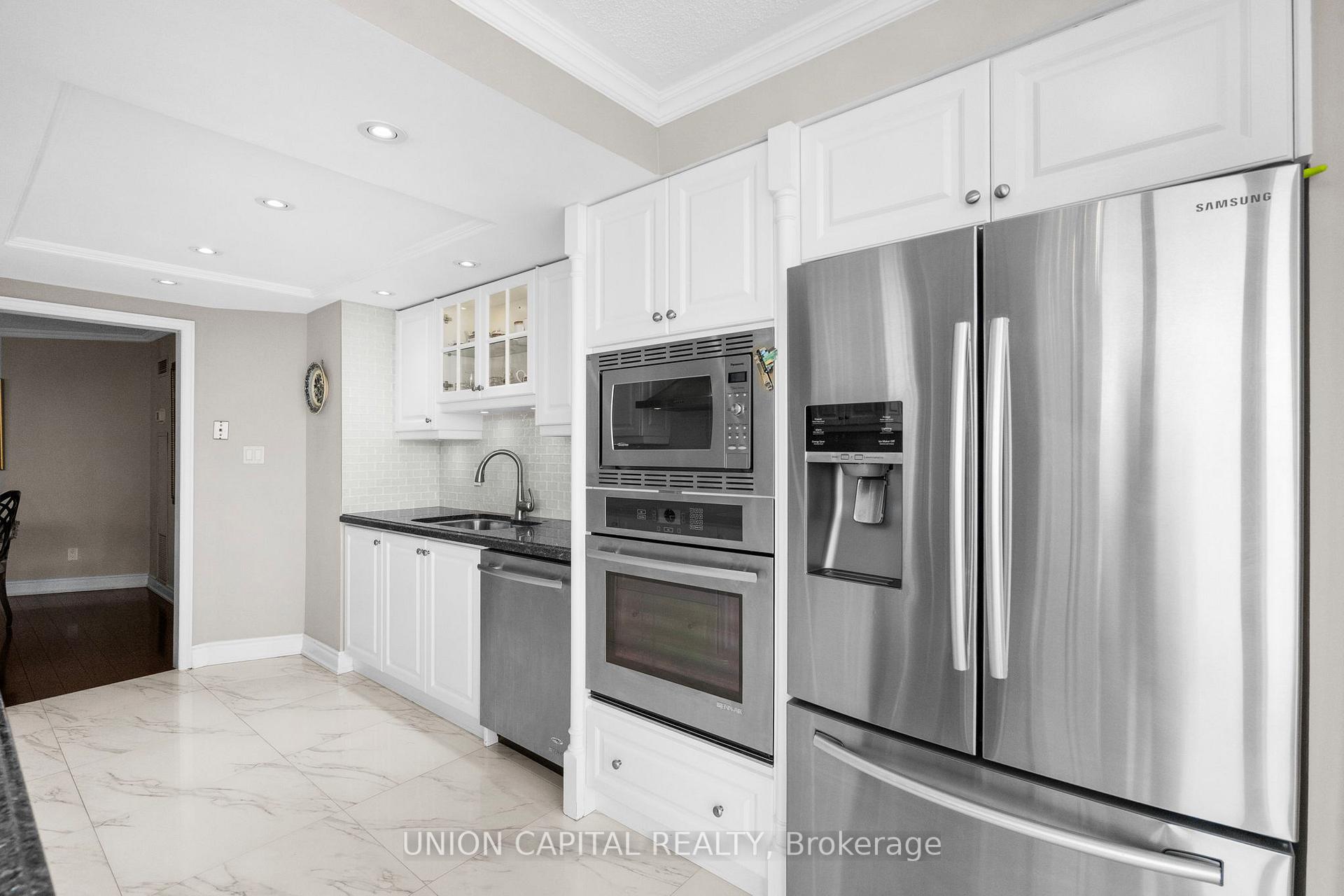 Photo 19 of Unit 2405, 85 Skymark Drive, North York, Hillcrest Village — HOMEH