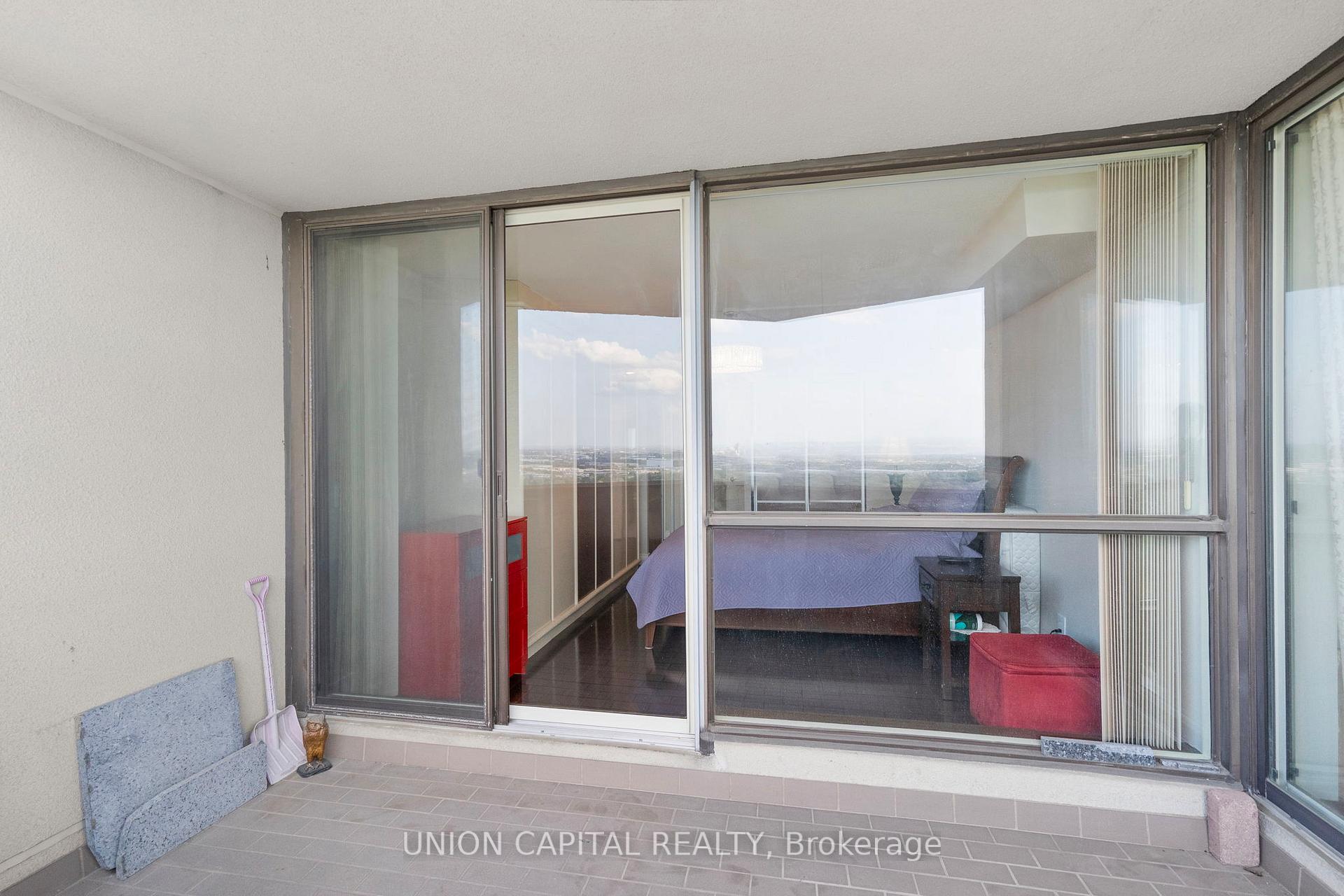 Photo 40 of Unit 2405, 85 Skymark Drive, North York, Hillcrest Village — HOMEH