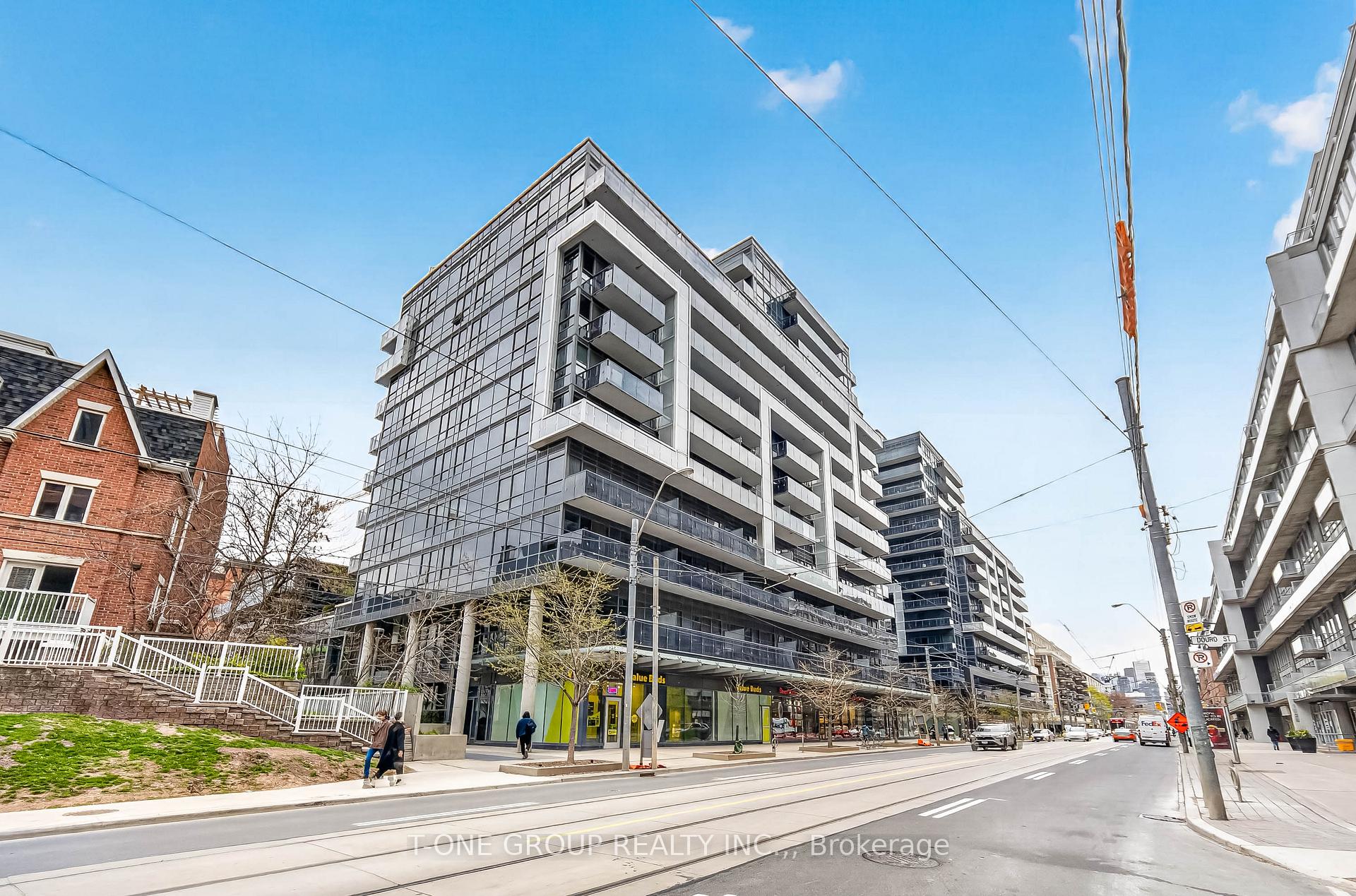 Photo 2 of Unit 309, 1030 King Street W, Toronto, Niagara — HOMEH