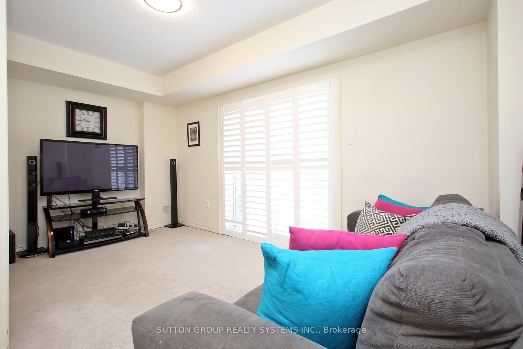 Photo 17 of 41 Martinworth Lane, Ajax, Central East — HOMEH