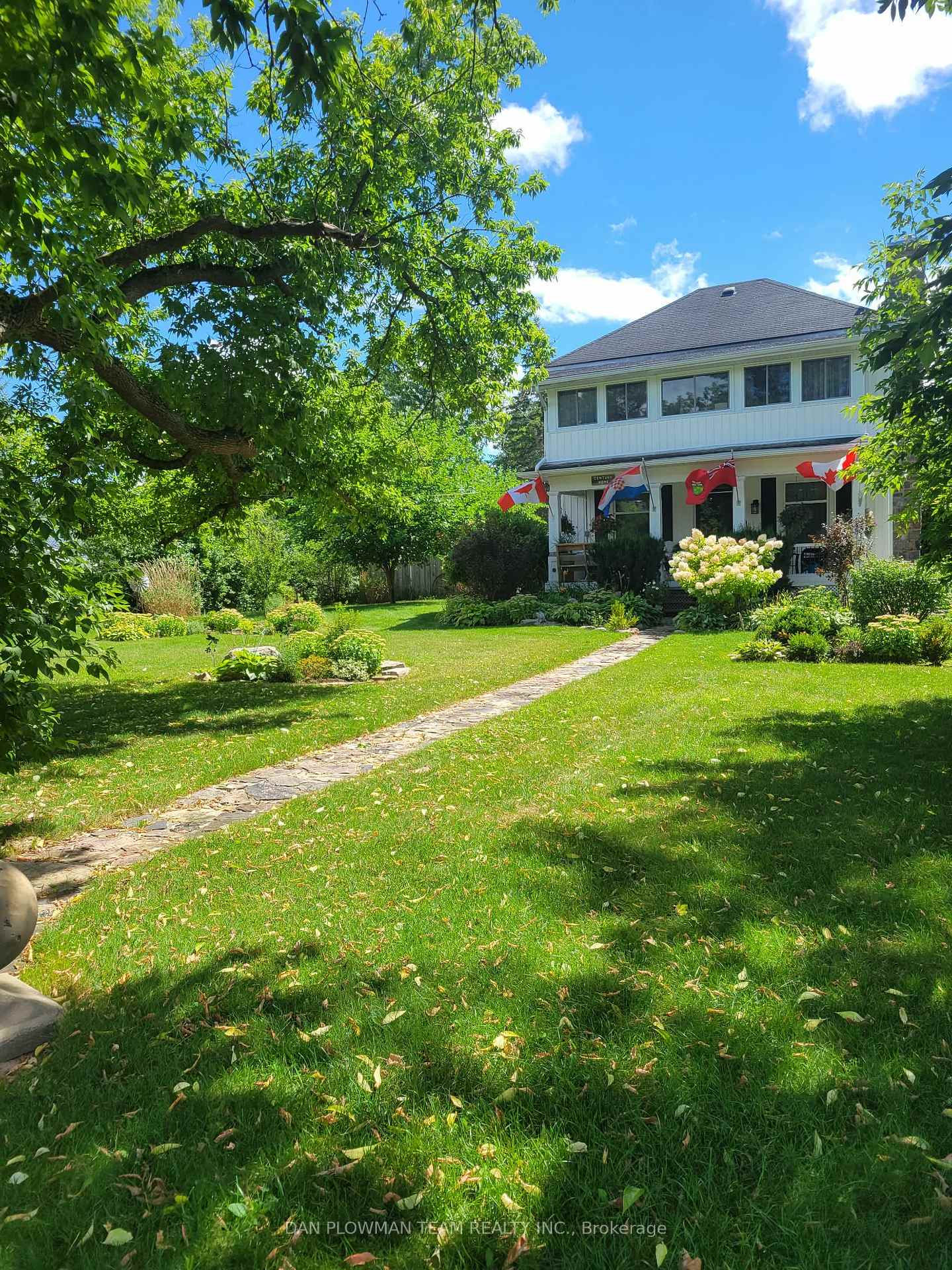 Photo 2 of 48 Dunn Street, Kawartha Lakes, Bobcaygeon — HOMEH