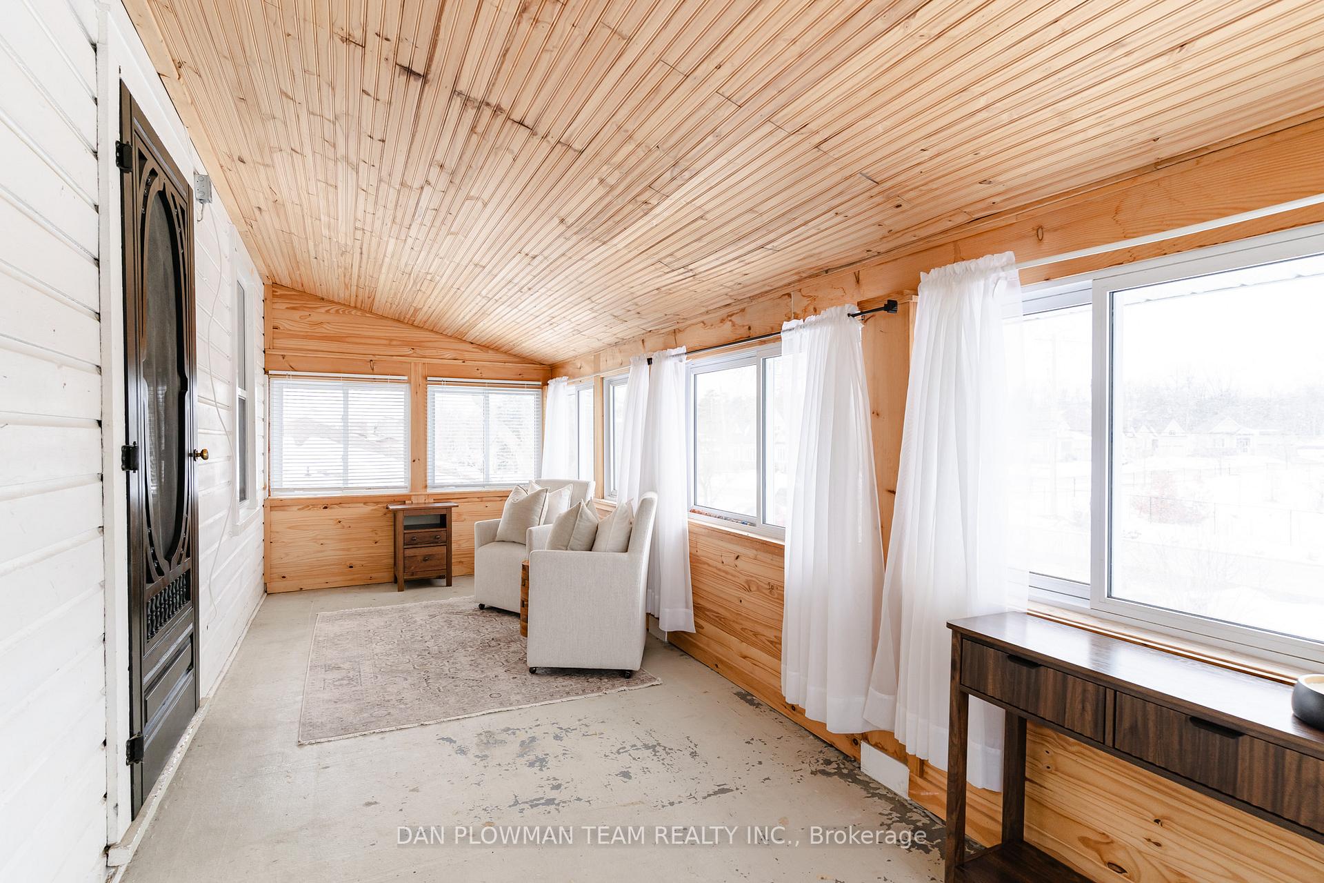 Photo 30 of 48 Dunn Street, Kawartha Lakes, Bobcaygeon — HOMEH