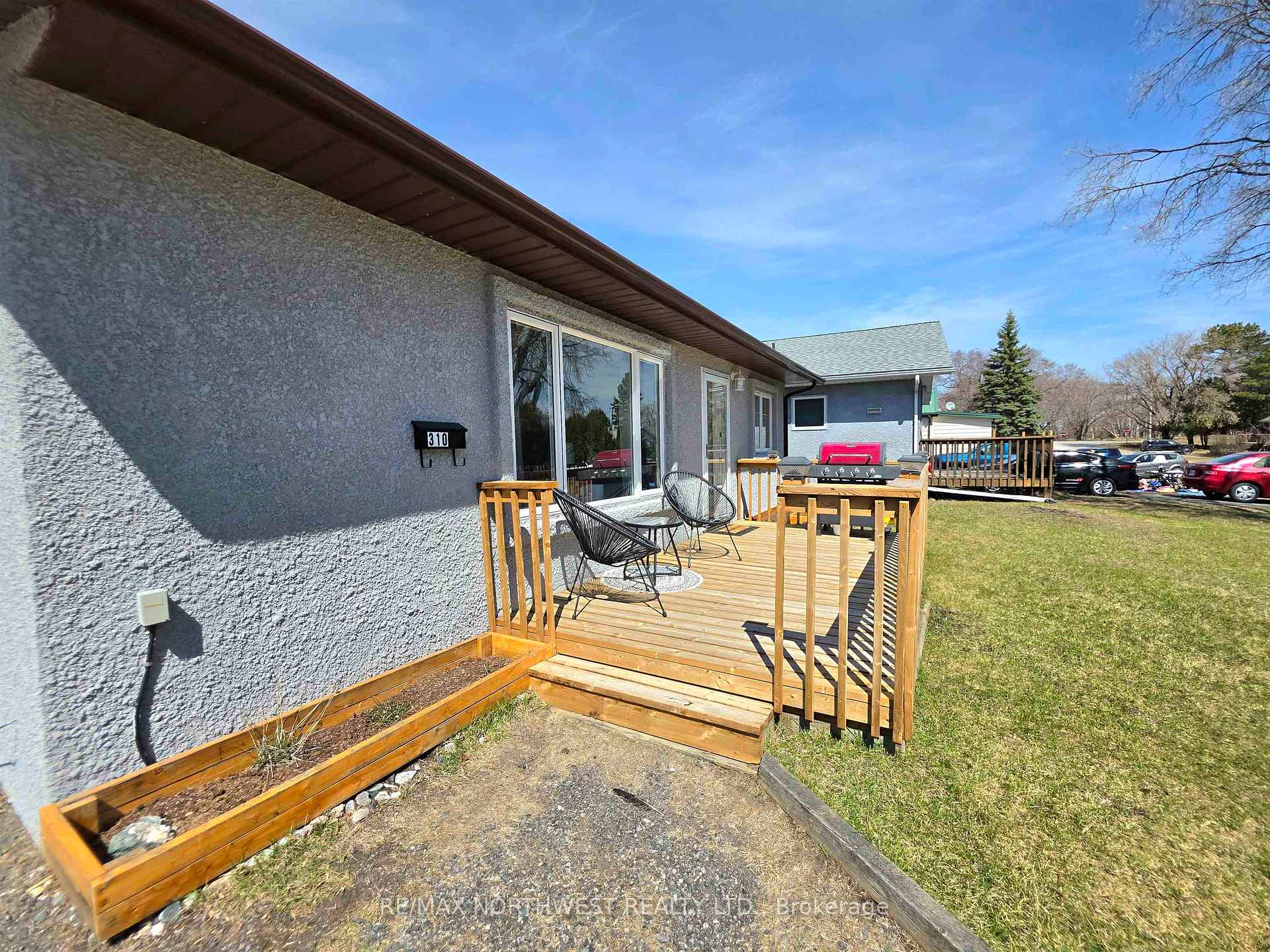 Photo 4 of 310 Trojan Street, Kenora, Ride Out — HOMEH