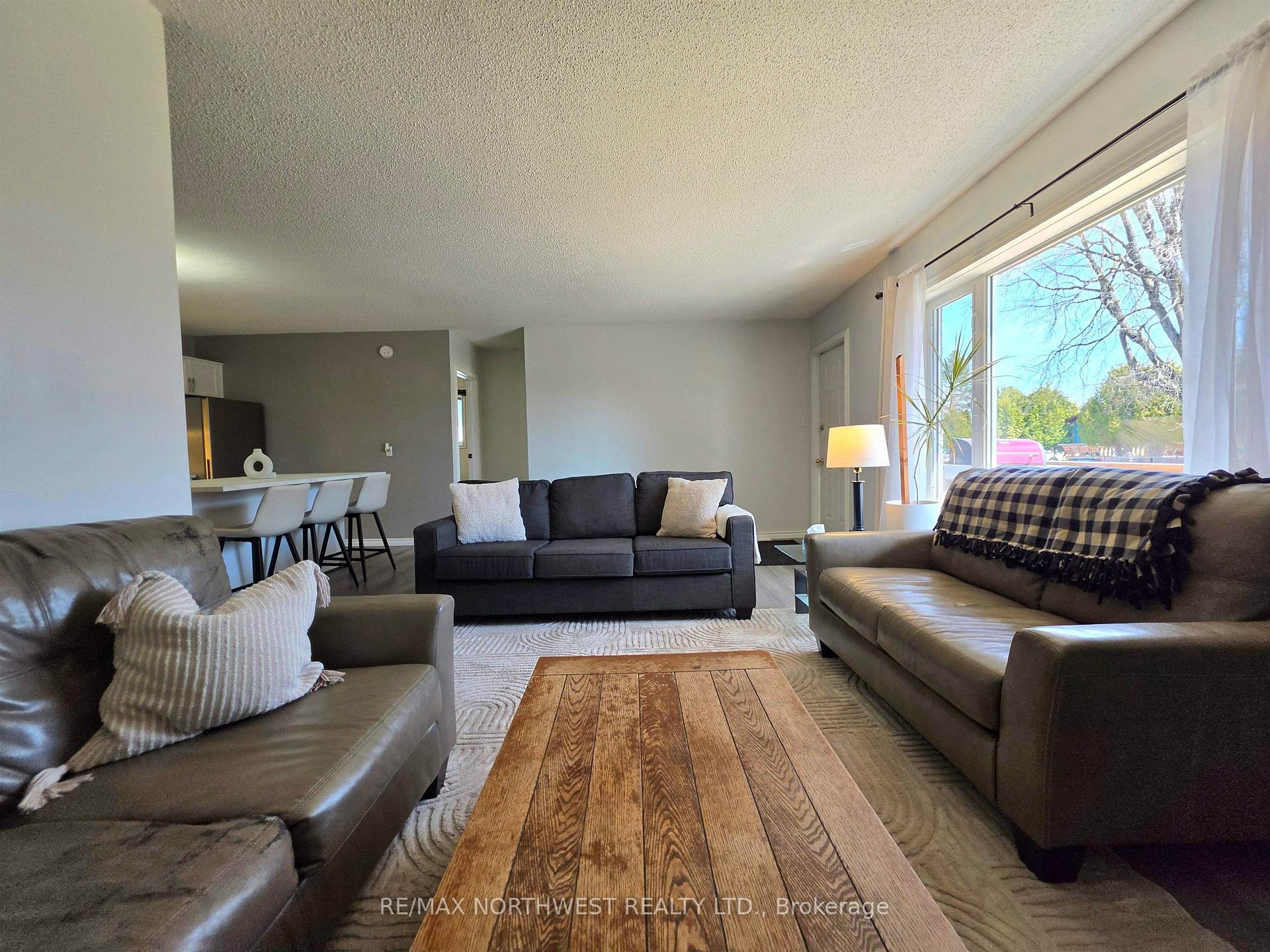Photo 14 of 310 Trojan Street, Kenora, Ride Out — HOMEH