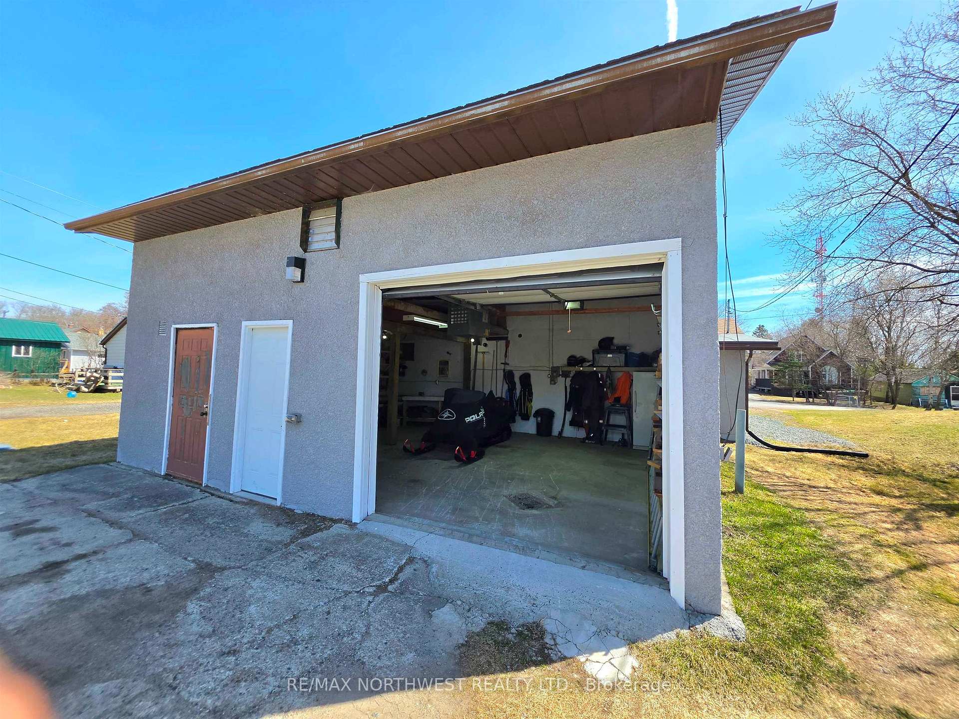 Photo 30 of 310 Trojan Street, Kenora, Ride Out — HOMEH