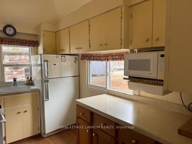 Photo 13 of 613 Pebbly Beach Road, Shuniah — HOMEH