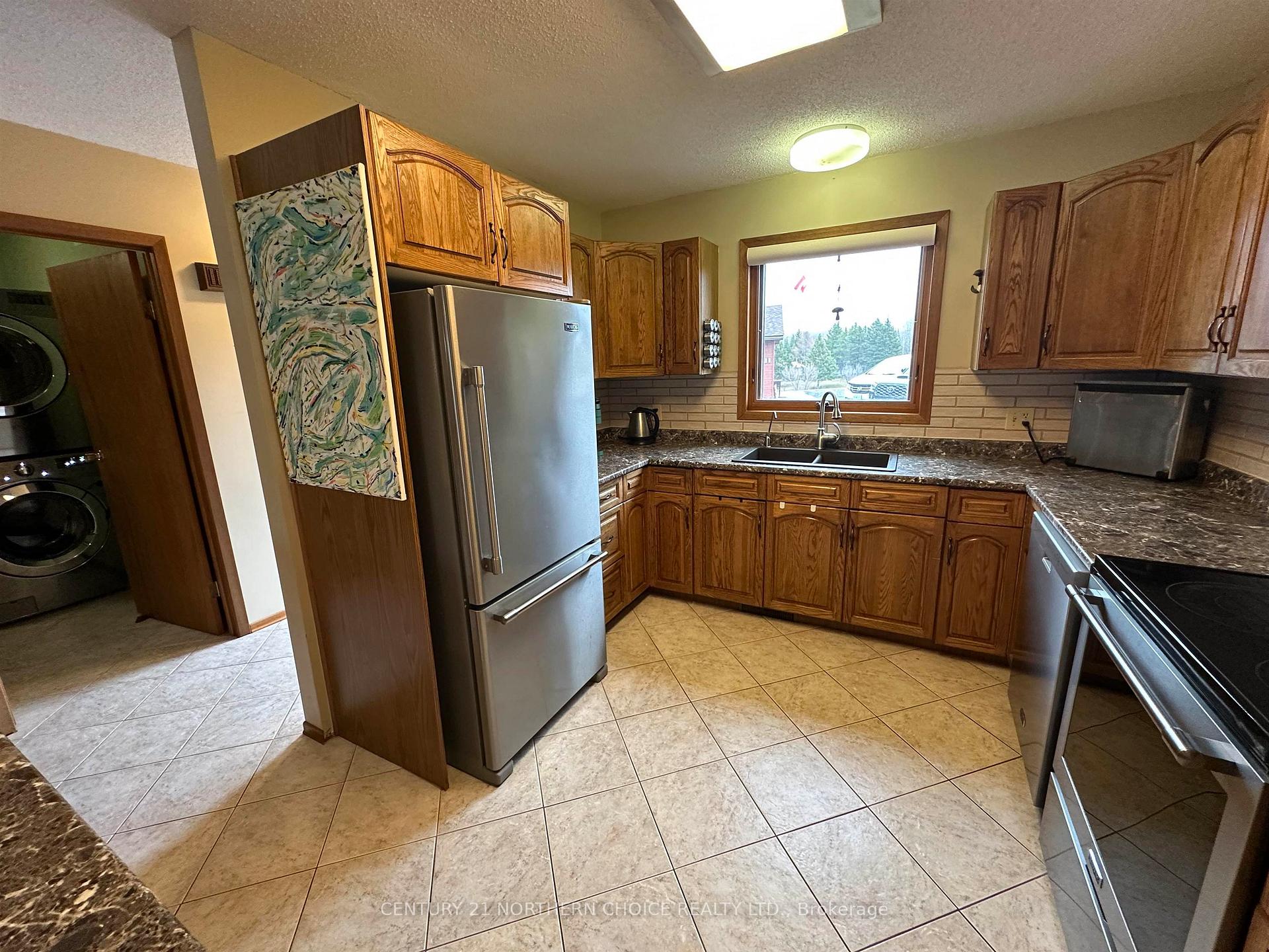 Photo 2 of 46 Bayview Drive, Kenora Remote Area, Minaki-Winnepeg River — HOMEH