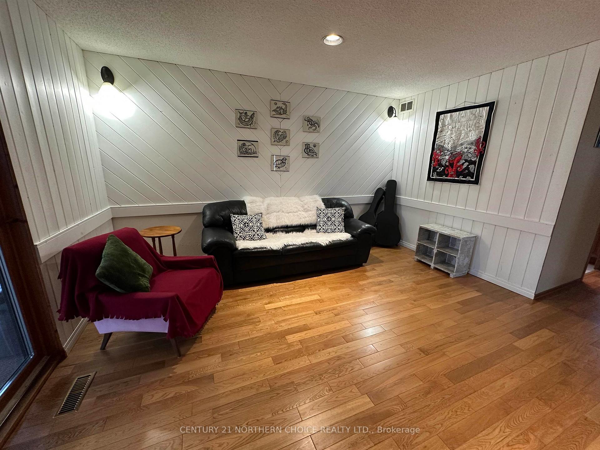 Photo 16 of 46 Bayview Drive, Kenora Remote Area, Minaki-Winnepeg River — HOMEH