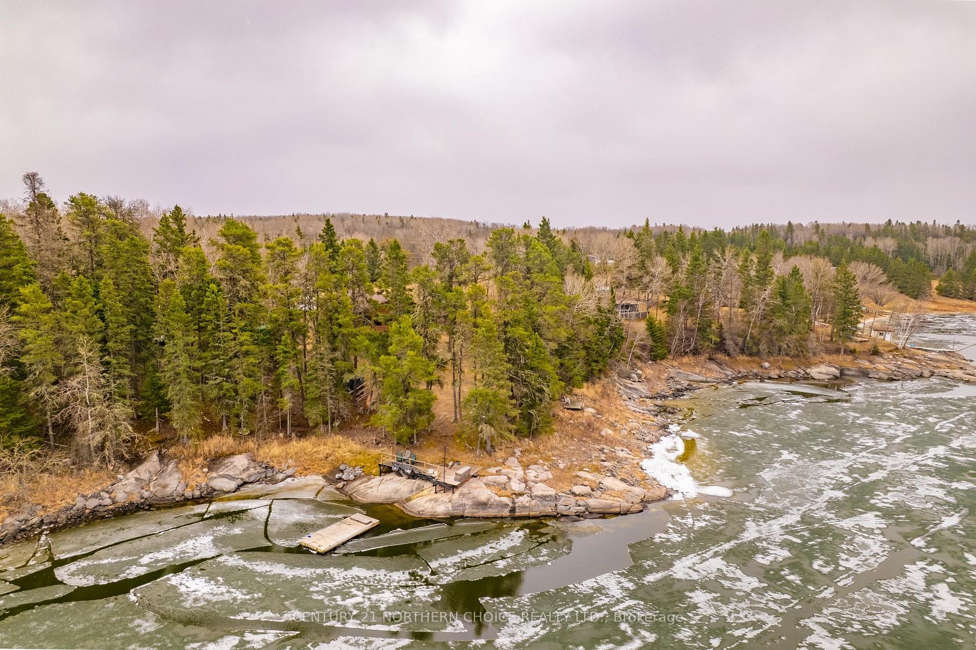 Photo 39 of 46 Bayview Drive, Kenora Remote Area, Minaki-Winnepeg River — HOMEH
