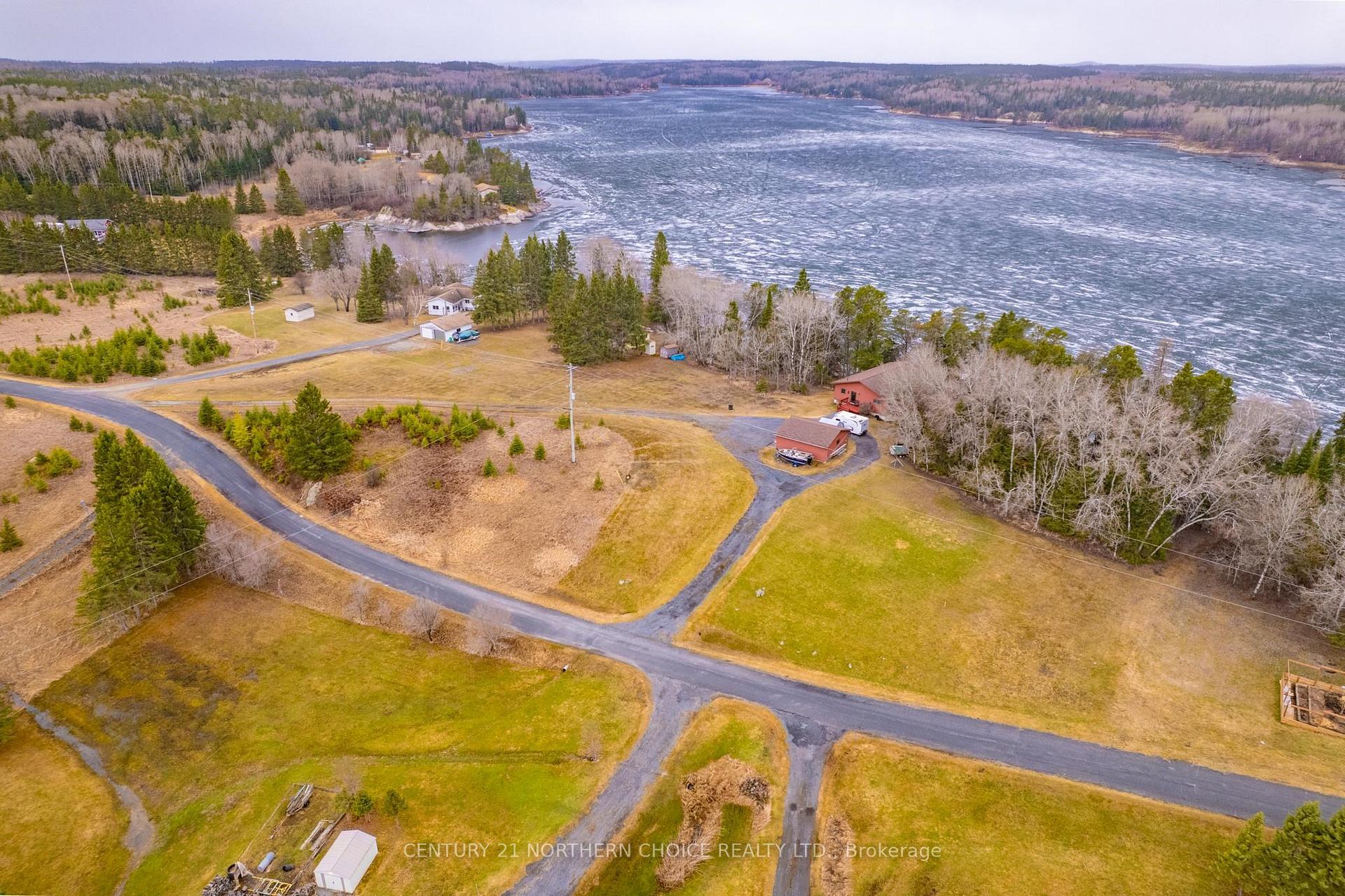 Photo 41 of 46 Bayview Drive, Kenora Remote Area, Minaki-Winnepeg River — HOMEH
