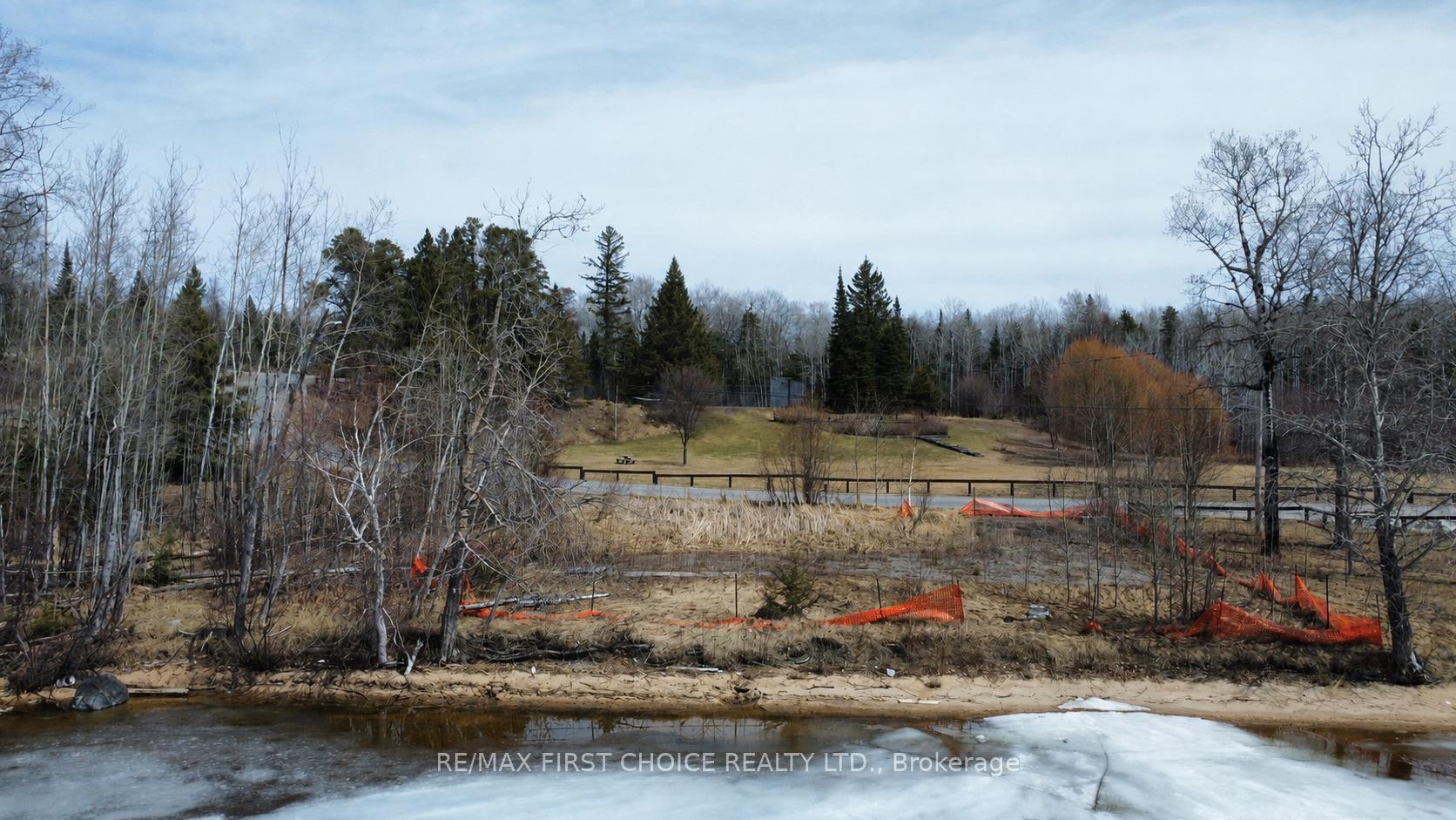 Photo 1 of PCL 5375 Rahill Beach, Red Lake — HOMEH