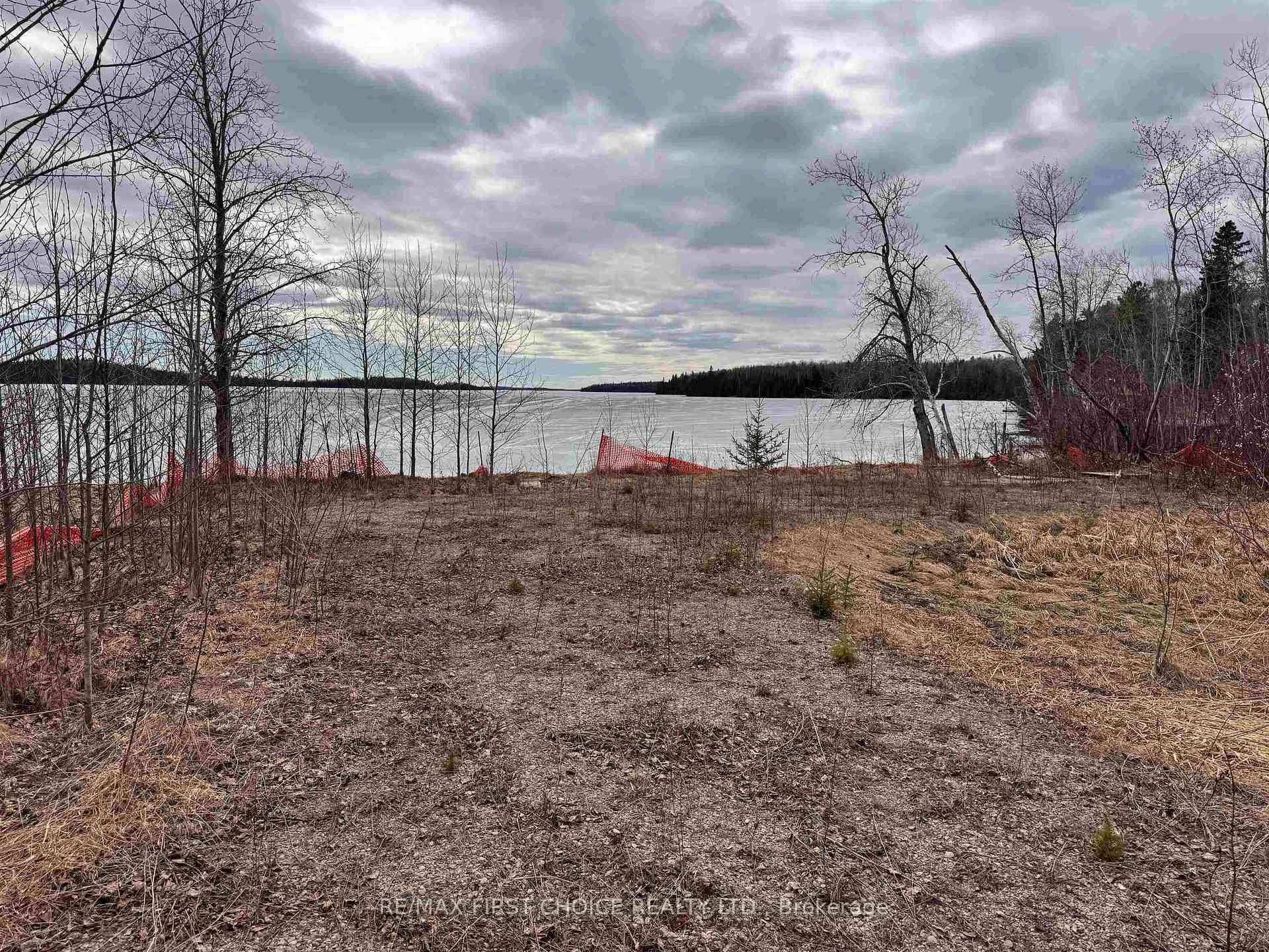 Photo 2 of PCL 5375 Rahill Beach, Red Lake — HOMEH