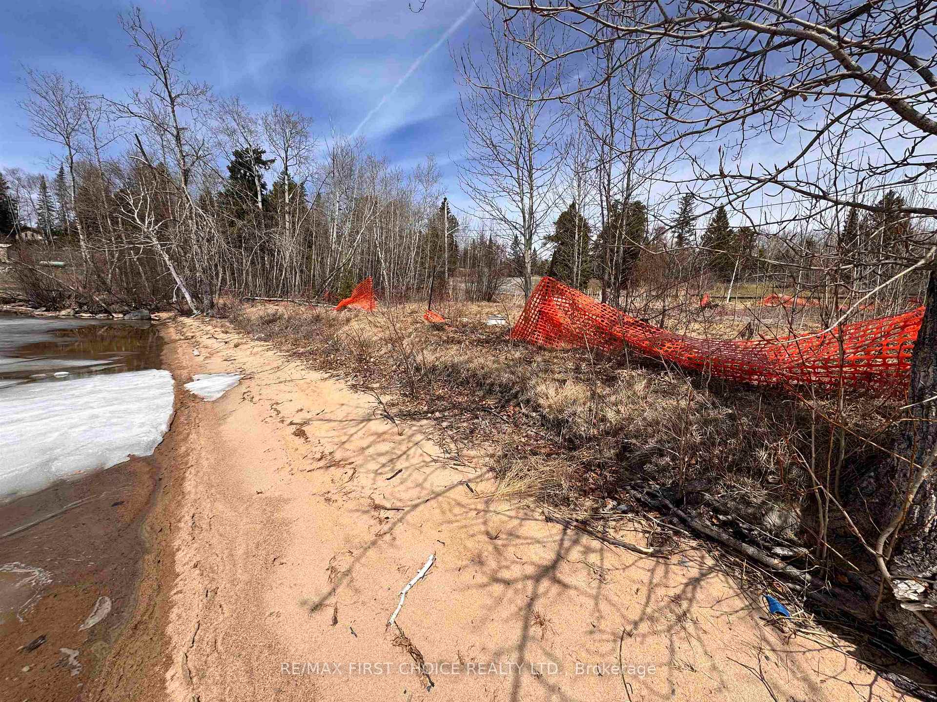 Photo 5 of PCL 5375 Rahill Beach, Red Lake — HOMEH