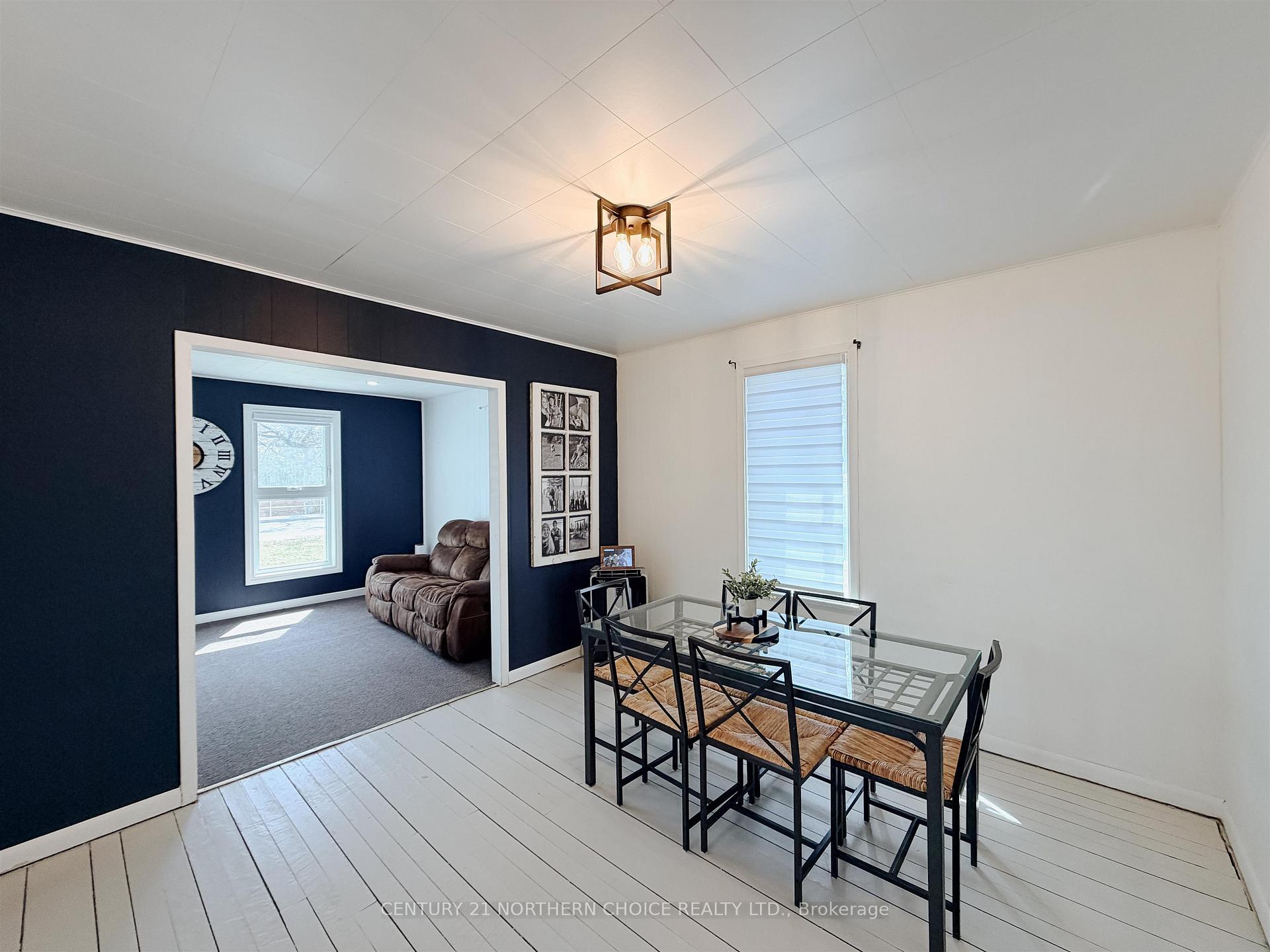 Photo 6 of 248 Government Road, Kenora, Keewatin — HOMEH