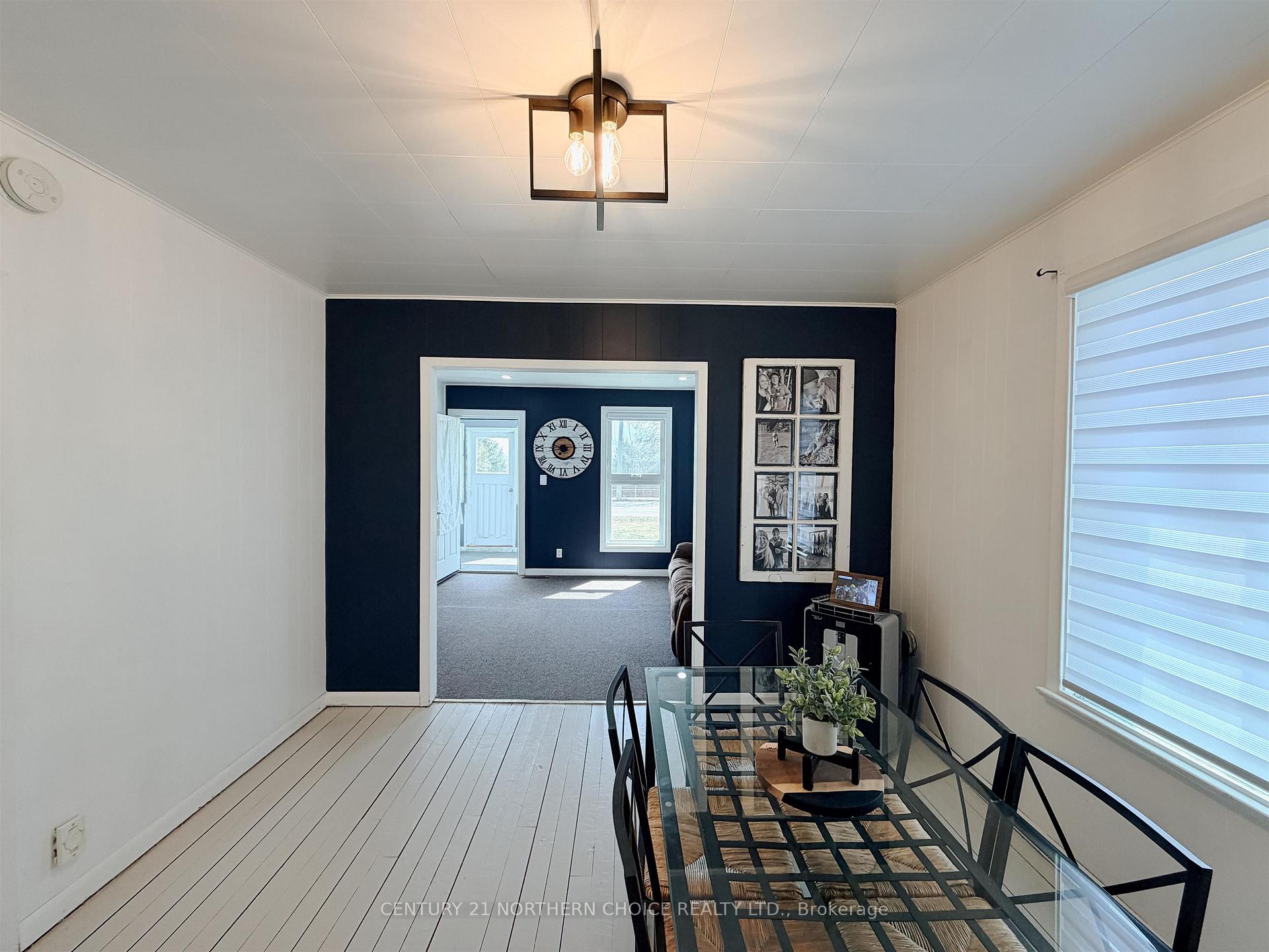 Photo 8 of 248 Government Road, Kenora, Keewatin — HOMEH